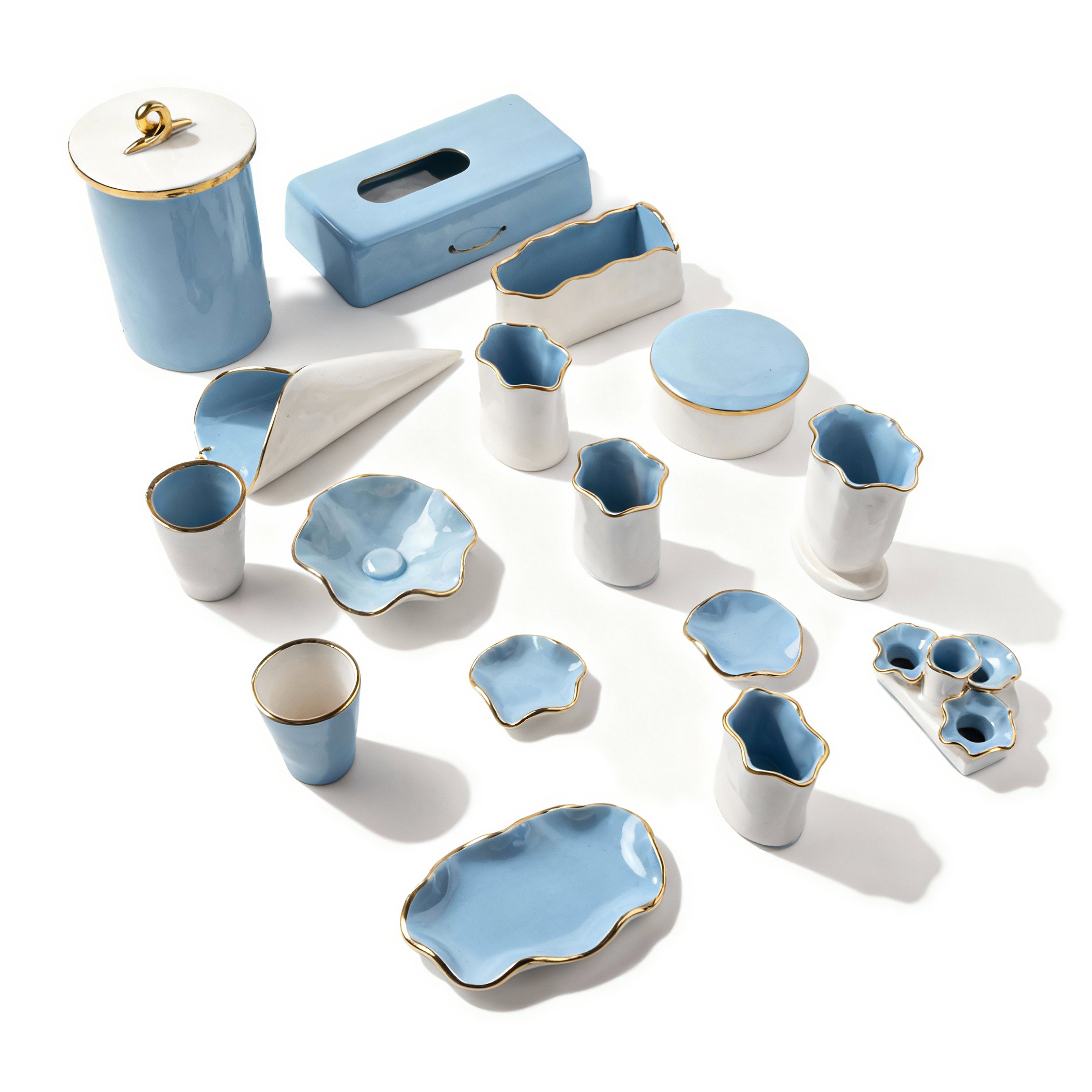 Idée Art Exclusive. Set of Blue Porcelain Bathroom Accessories.