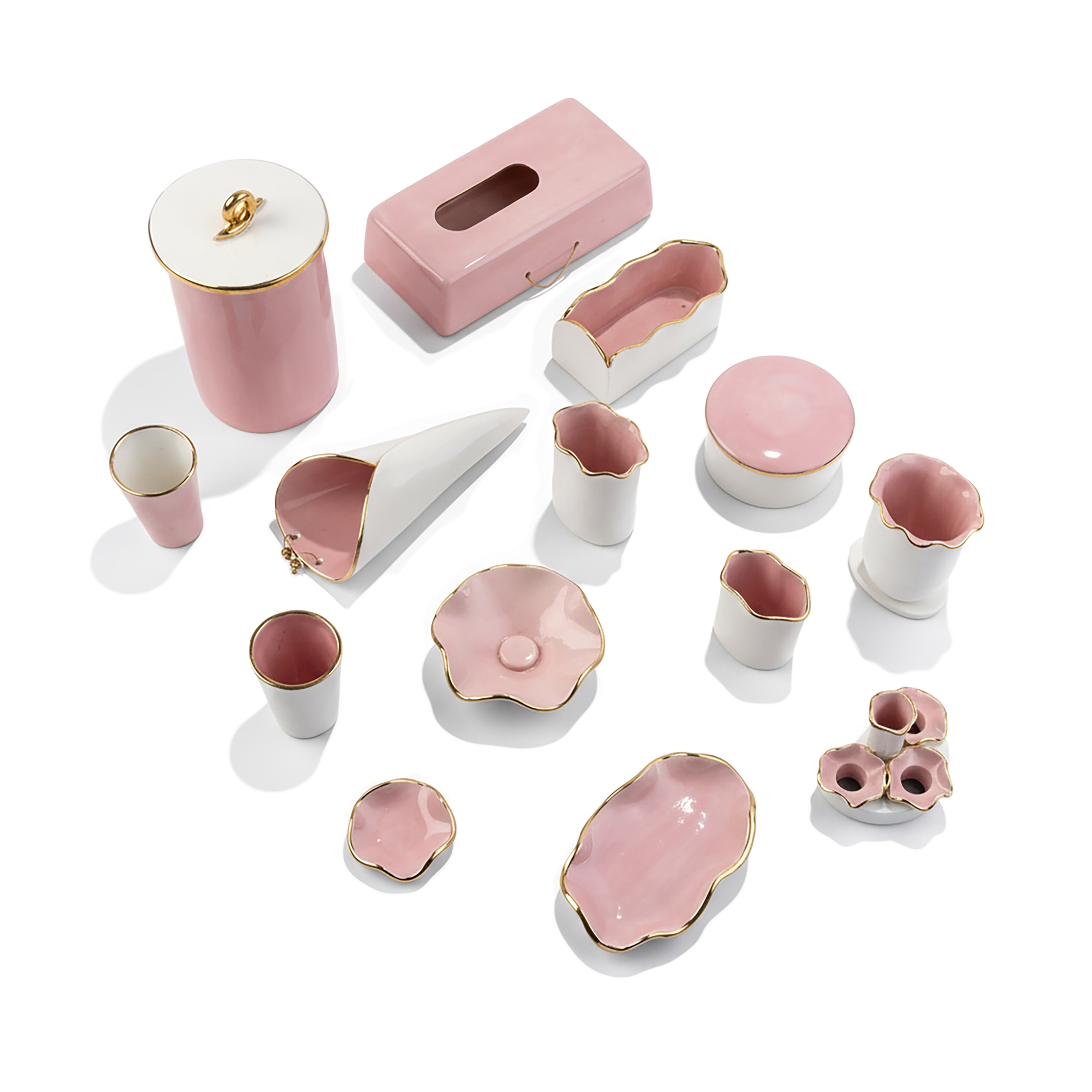 Idée Art Exclusive. Set of Pink Porcelain Bathroom Accessories.