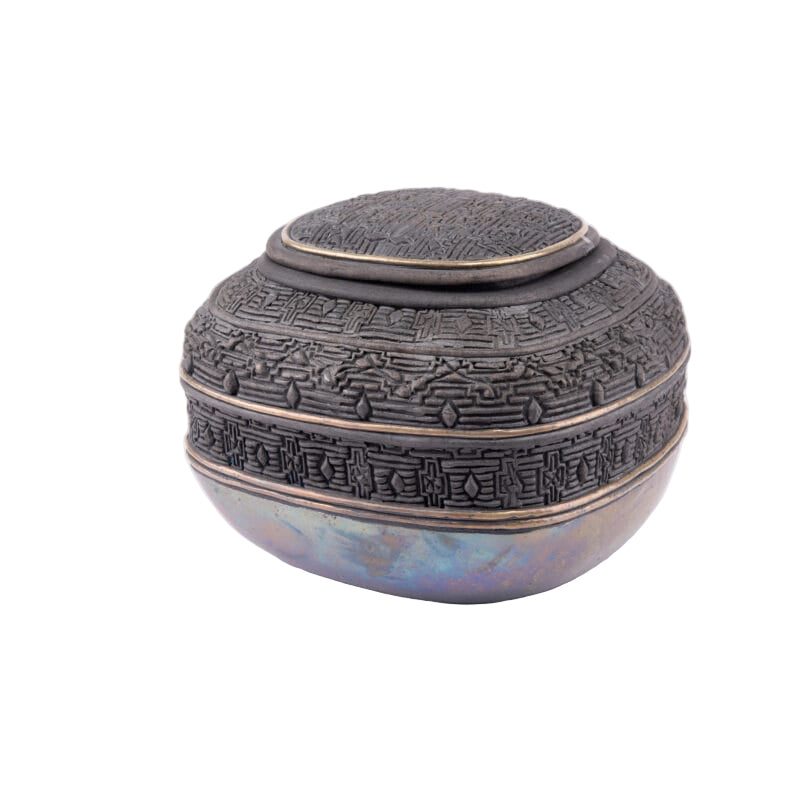 Idée Art Exclusive. Porcelain Square Box with Roman Design. Medium Size