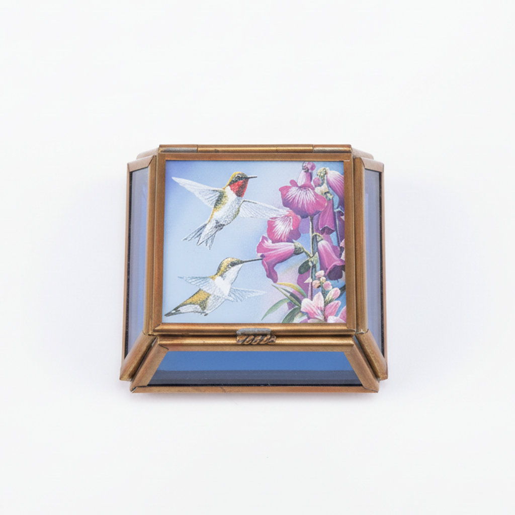Idée Art Exclusive. Glass Souvenir Box with Birds Illustration.