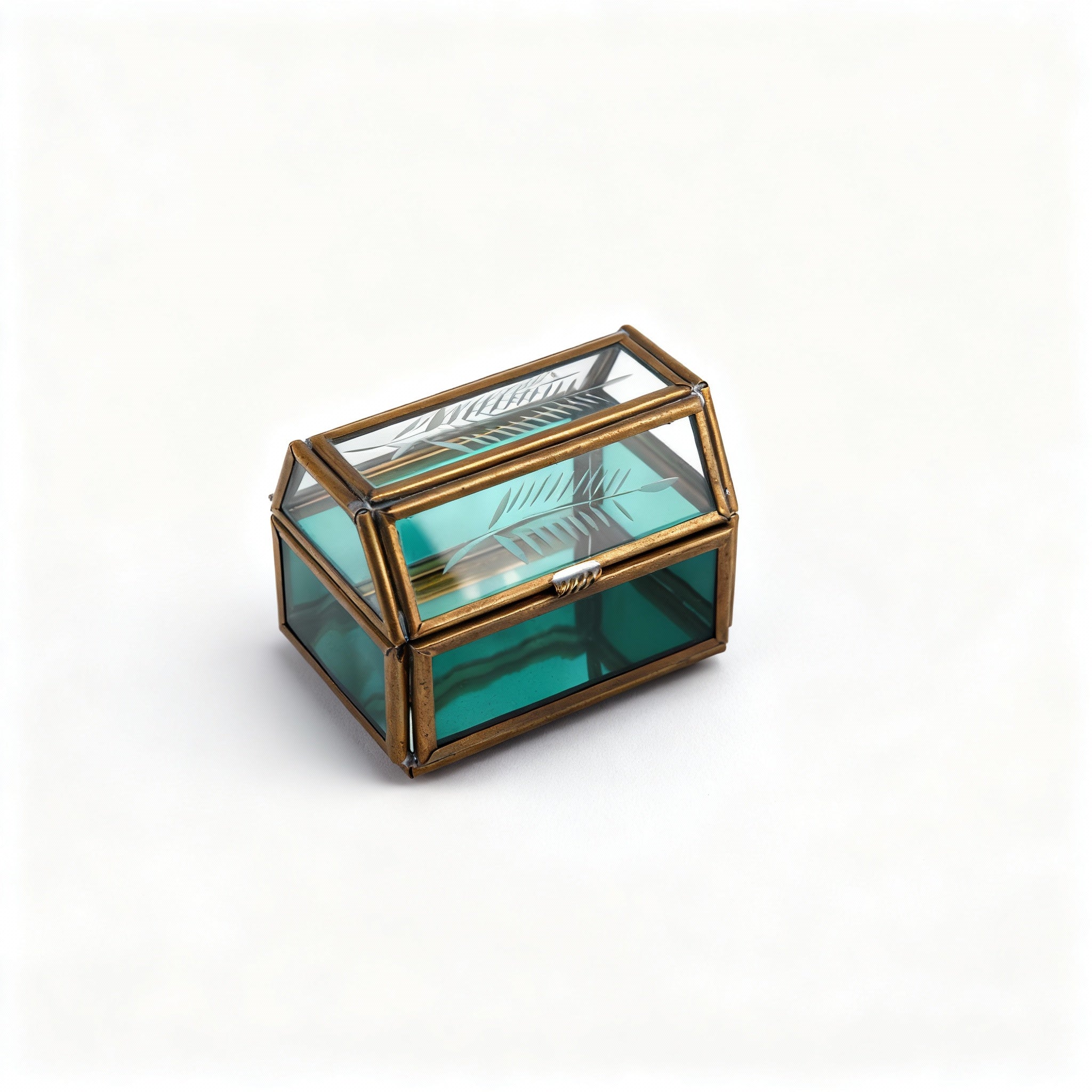 Idée Art Exclusive. Green Glass Souvenir Box.