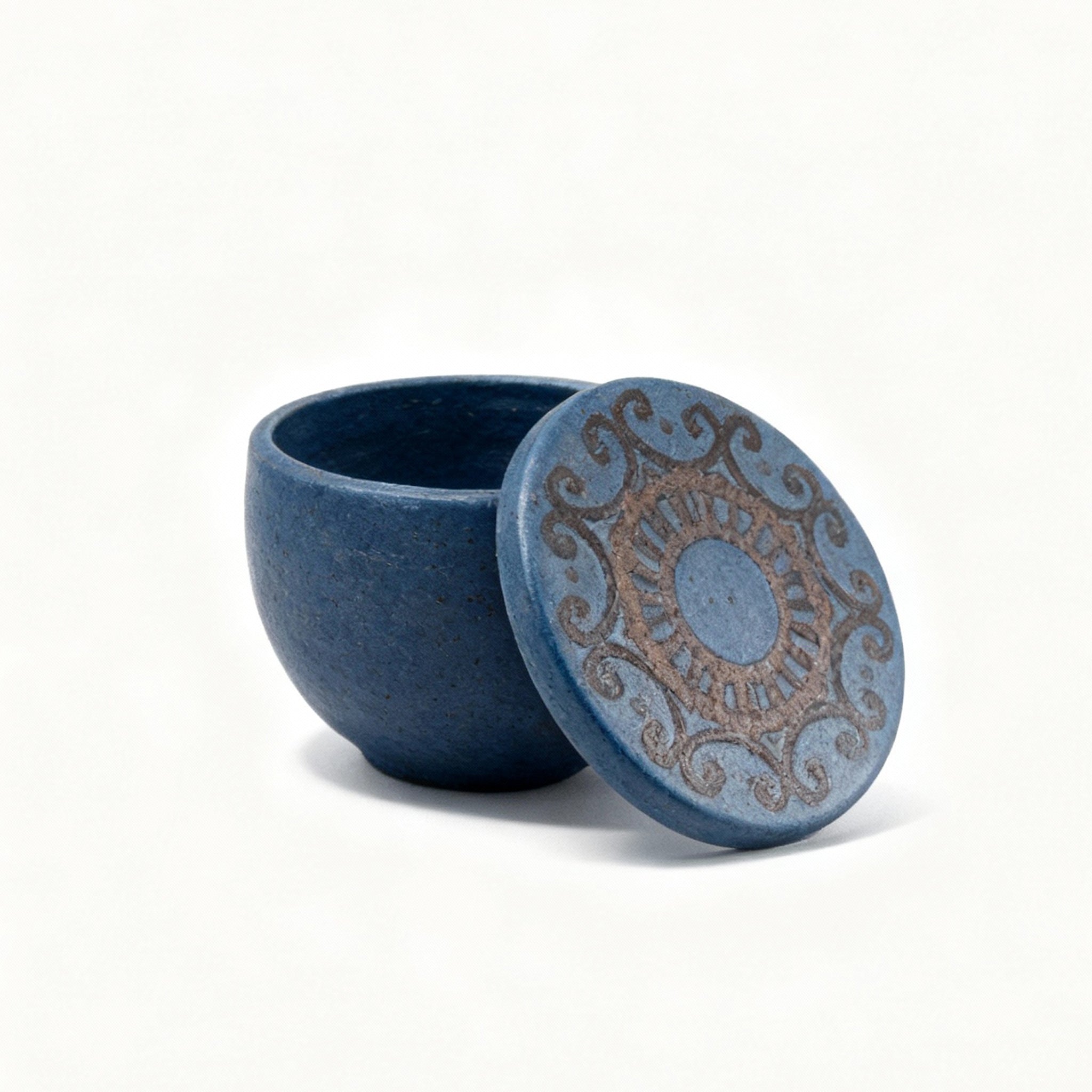 Idée Art Exclusive. Blue Porcelain Box. Small Size