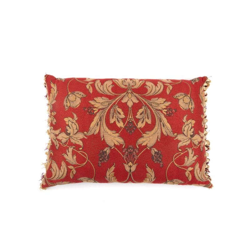 Idée Art Exclusive. Rectangular Cushion With Floral Motif. Red Colour. Large Size