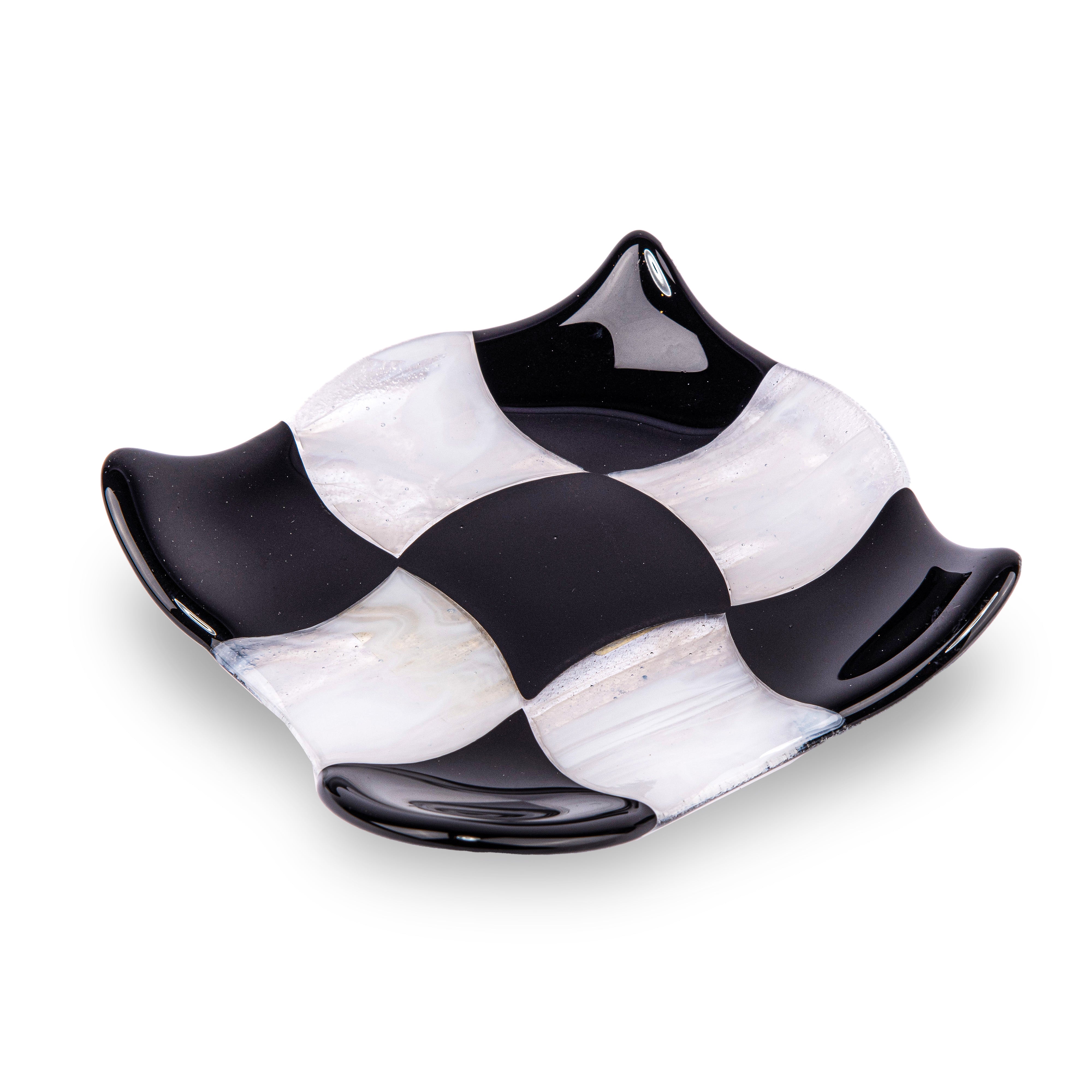 Idée Art Exclusive. Glass Decorative Plate with Checkered Pattern. Small Size