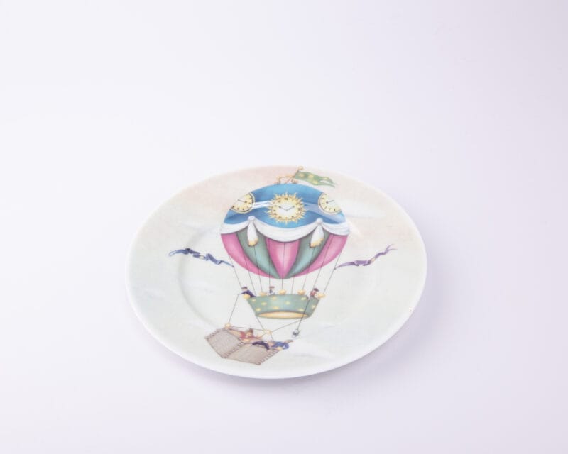 Idée Art Exclusive. Porcelain Decorative Plate with Balloon Illustration. Small Size