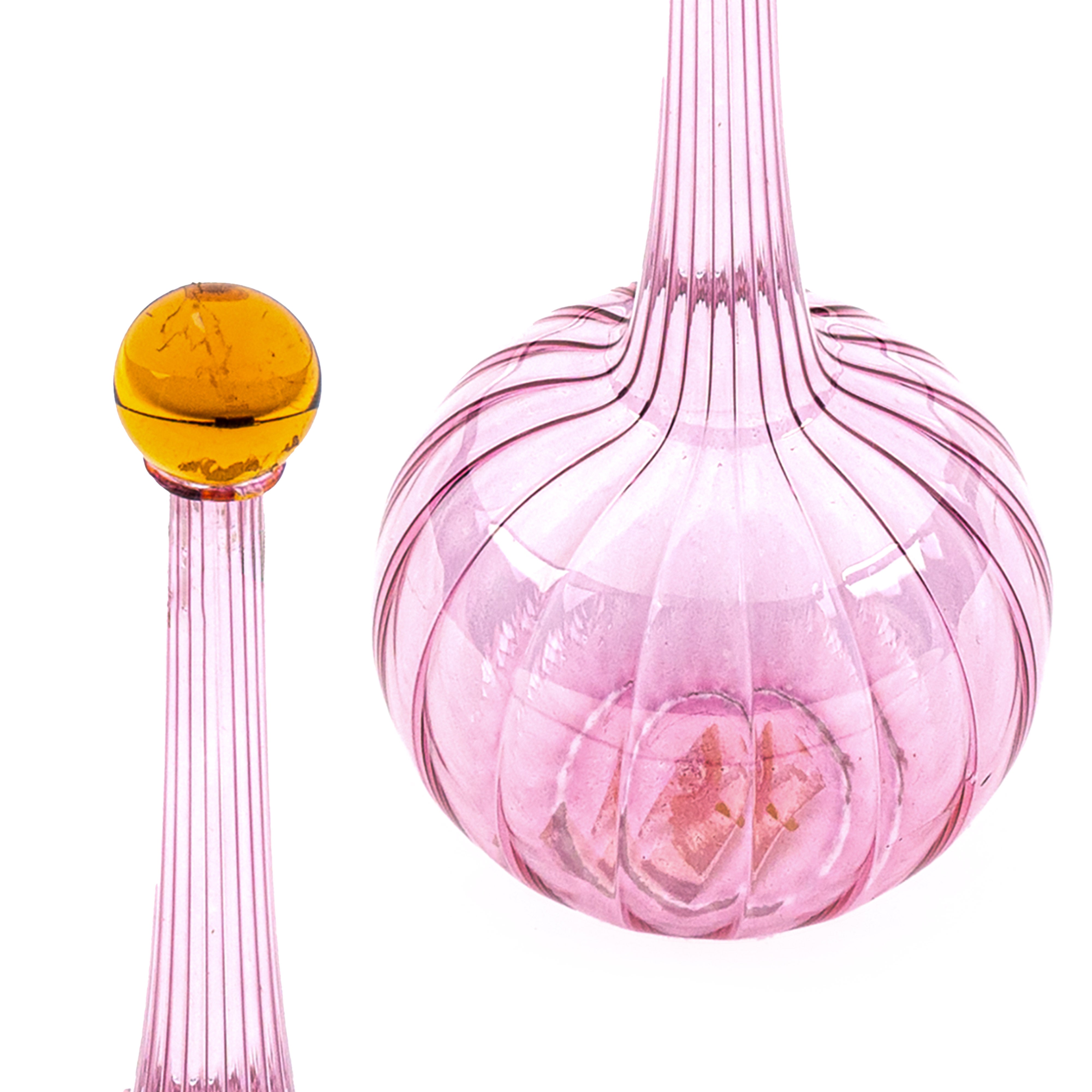 Idée Art Exclusive. Pink Glass Perfume Bottle. 120 ML
