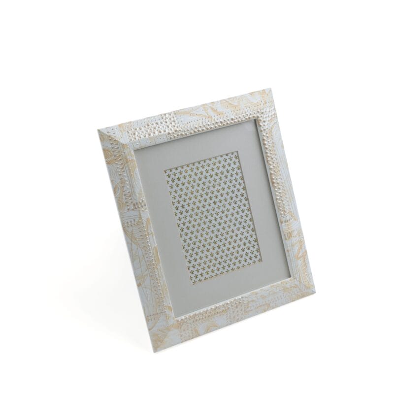 Idée Art Exclusive. Beige Rectangular Wooden Photo Frame. Medium Size