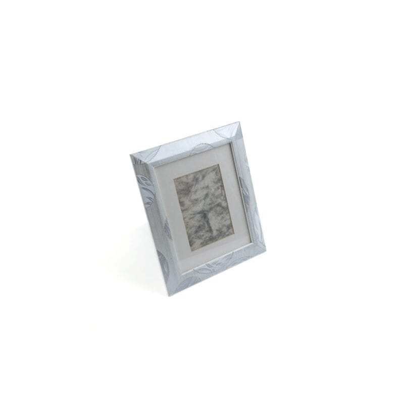 Idée Art Exclusive. Grey Rectangular Wooden Photo Frame. Medium Size