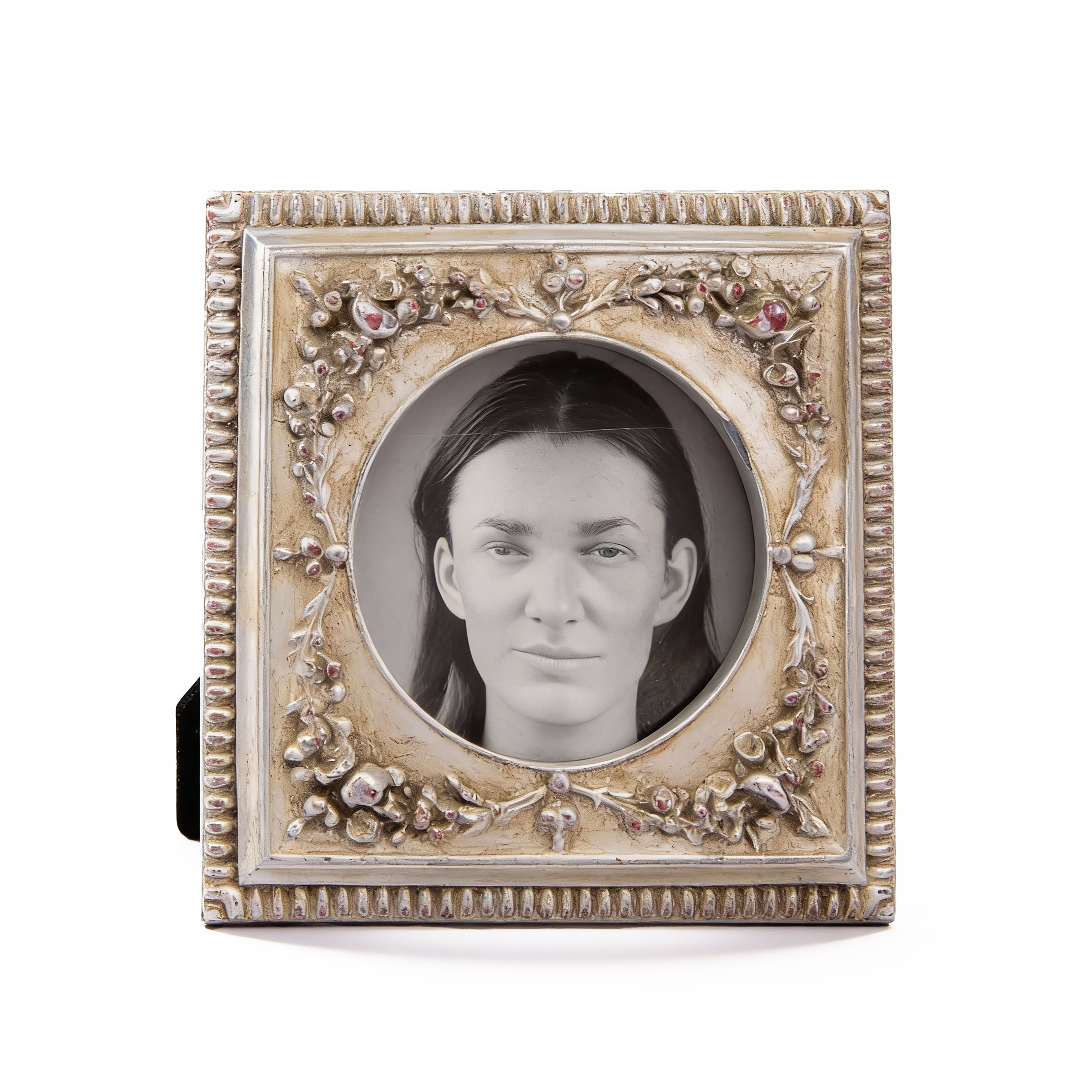 Idée Art Exclusive. Silver Wooden Picture Frame. Medium Size