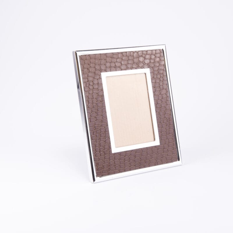 Idée Art Exclusive. Brown Leather Picture Frame. Large Size