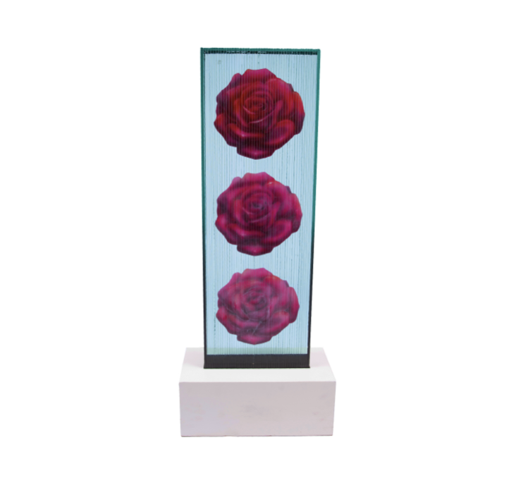 Mary Kay Simoni. Crystal Sculpture Featuring 3D Design of Roses. Large Size