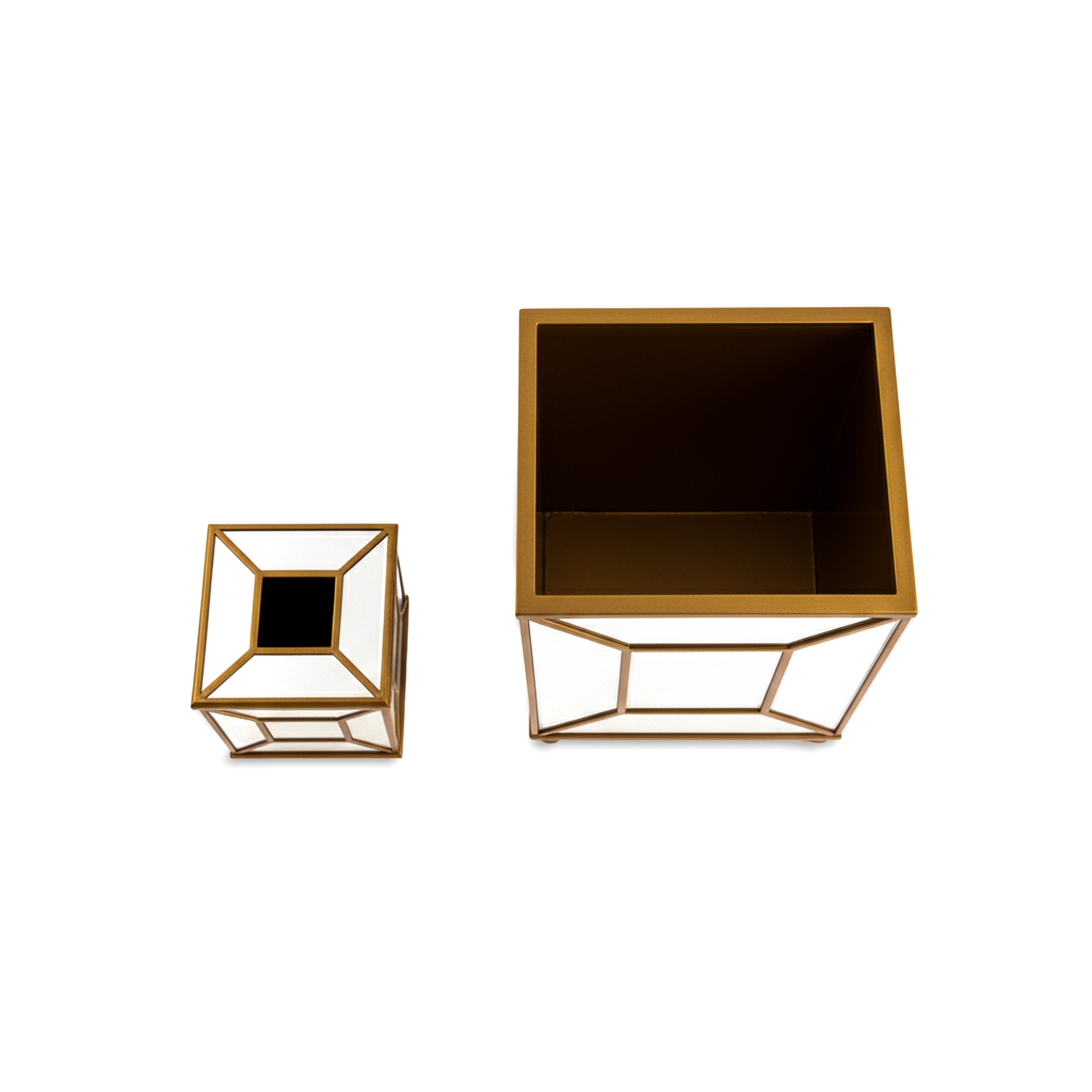 Labrazel. A Set of White and Gold Wooden Tissue Box & Wastebasket