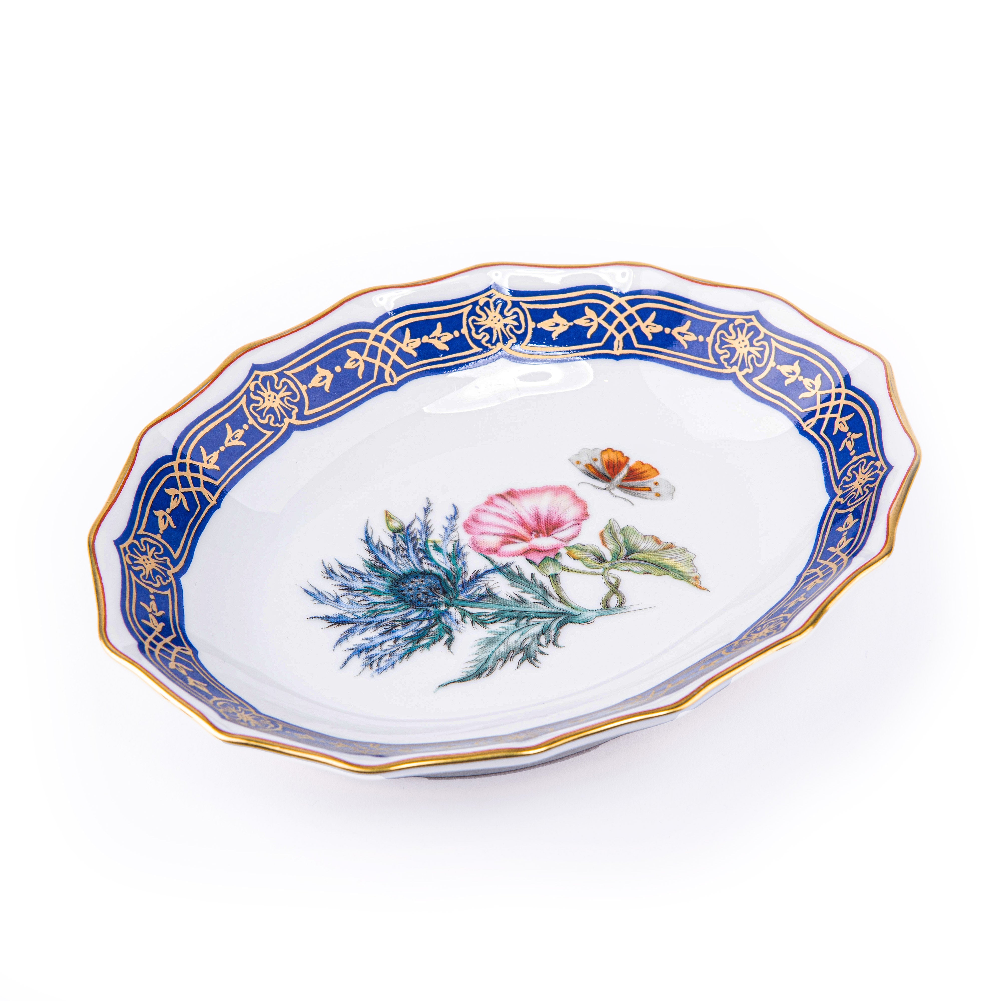 Mottahedeh. Blue Porcelain Decorative Plate. Small Size