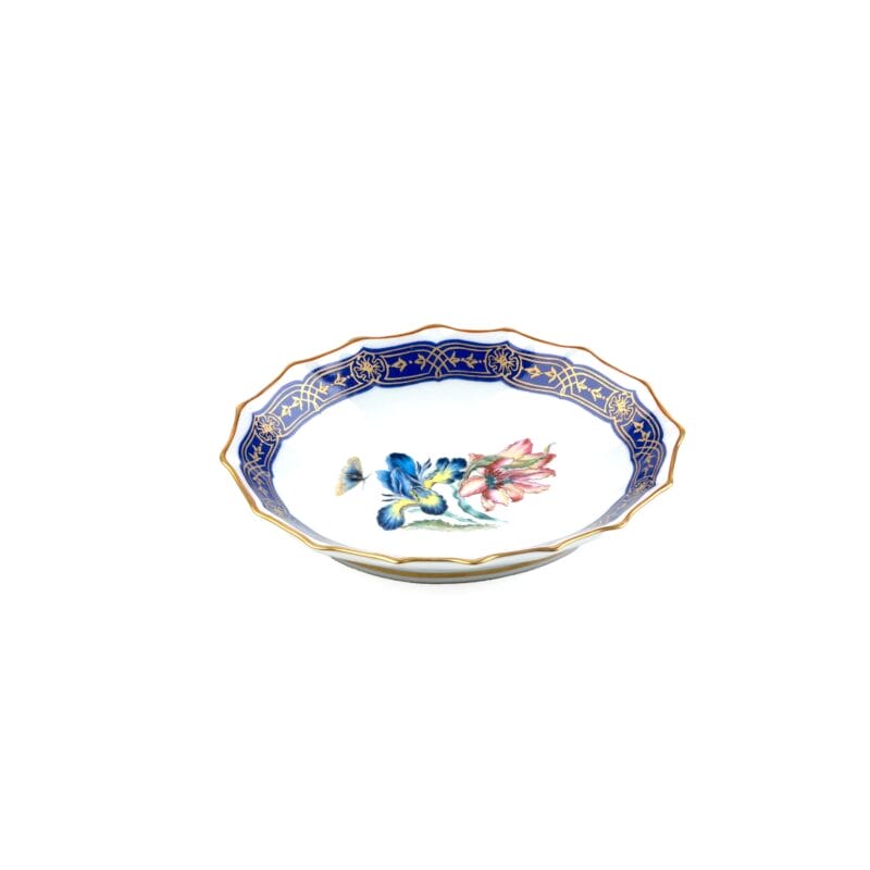 Mottahedeh. Merian Porcelain Decorative Plate with Blue Floral Illustration. Small Size
