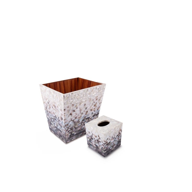 Oggetti. A Set Seashell Tissue Box & Wastebasket
