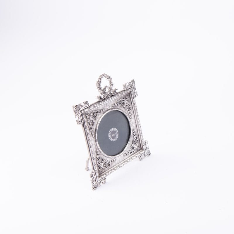 Elias Artmetal. Tudor Palm Leaf Square Picture Frame