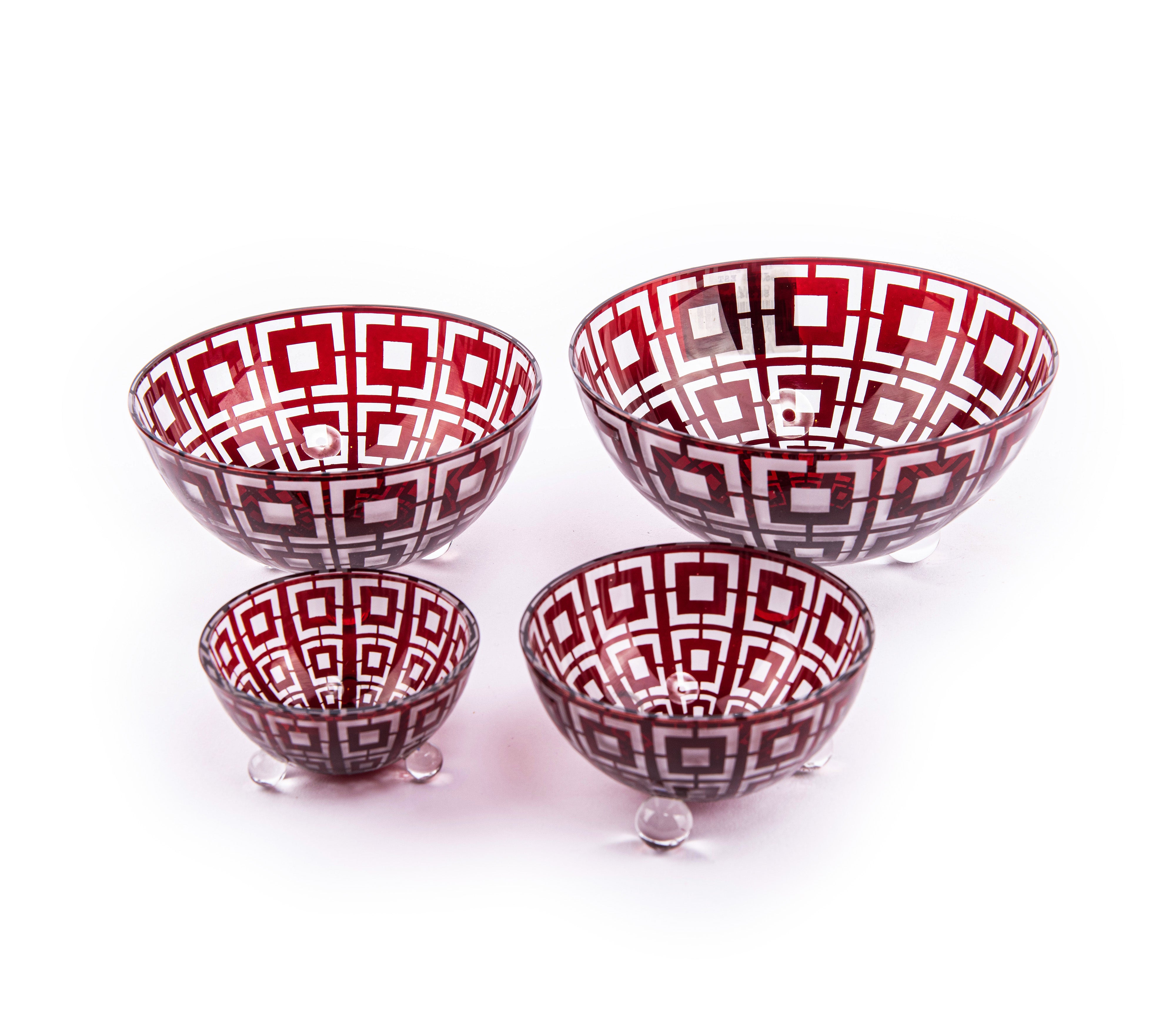 Artel. A Set of 4 Crystal Bowls