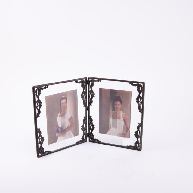The Glasserie. Black Dual Picture Frame. Medium Size