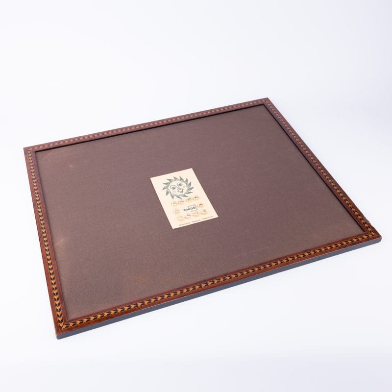 Emdé. Brown Magnetic Frame. Medium Size
