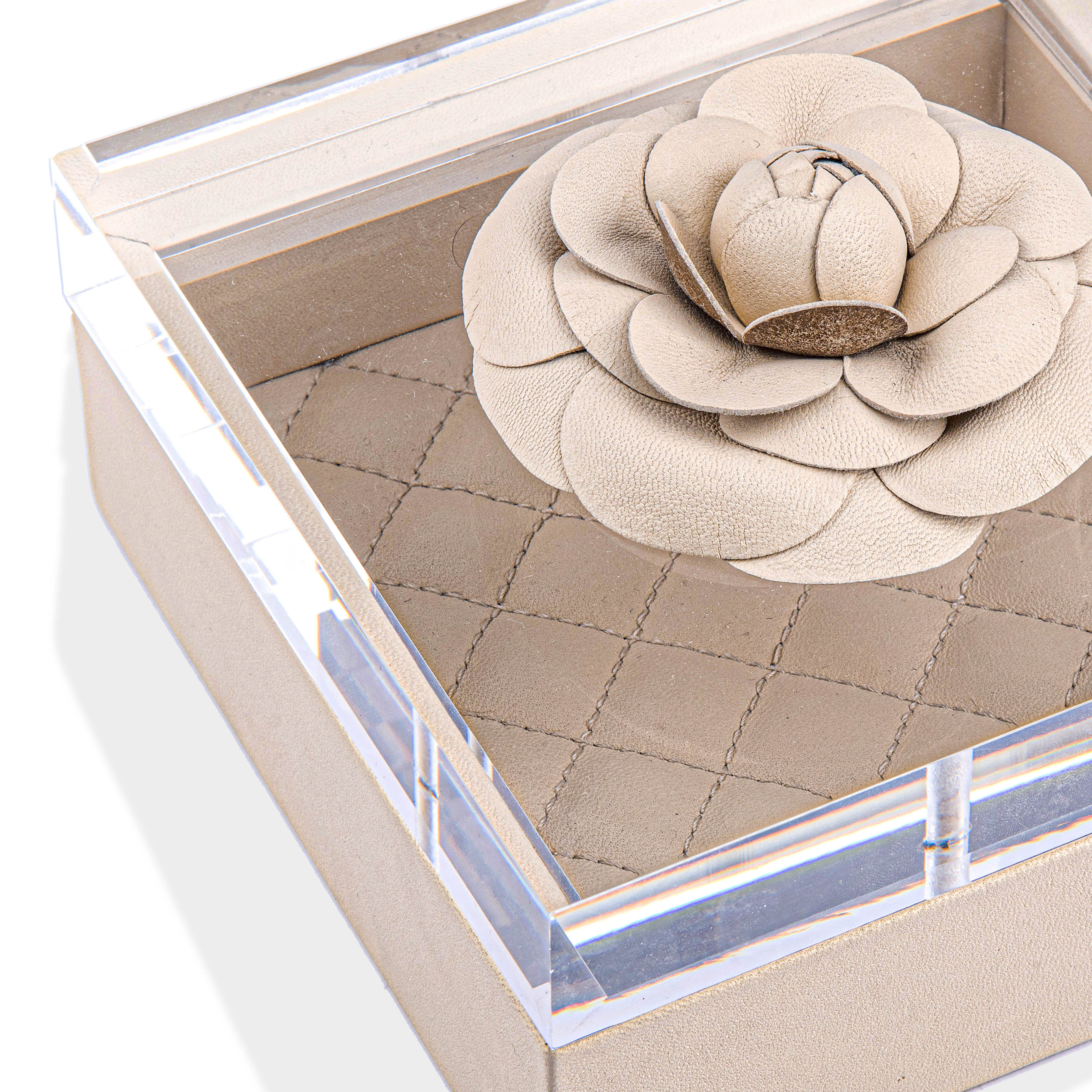 Riviere. leather Quilted Box