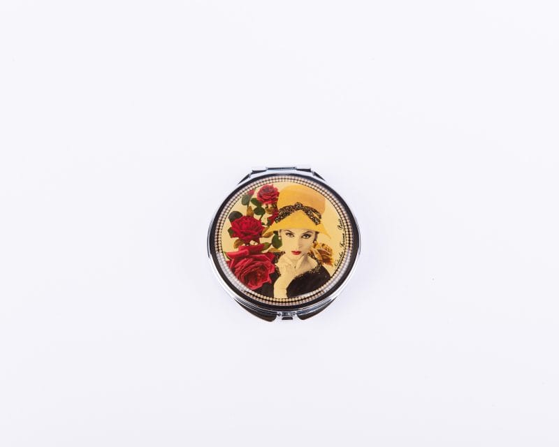Natasha Farina Paris. Pill Case Showcasing A Lady Drawing