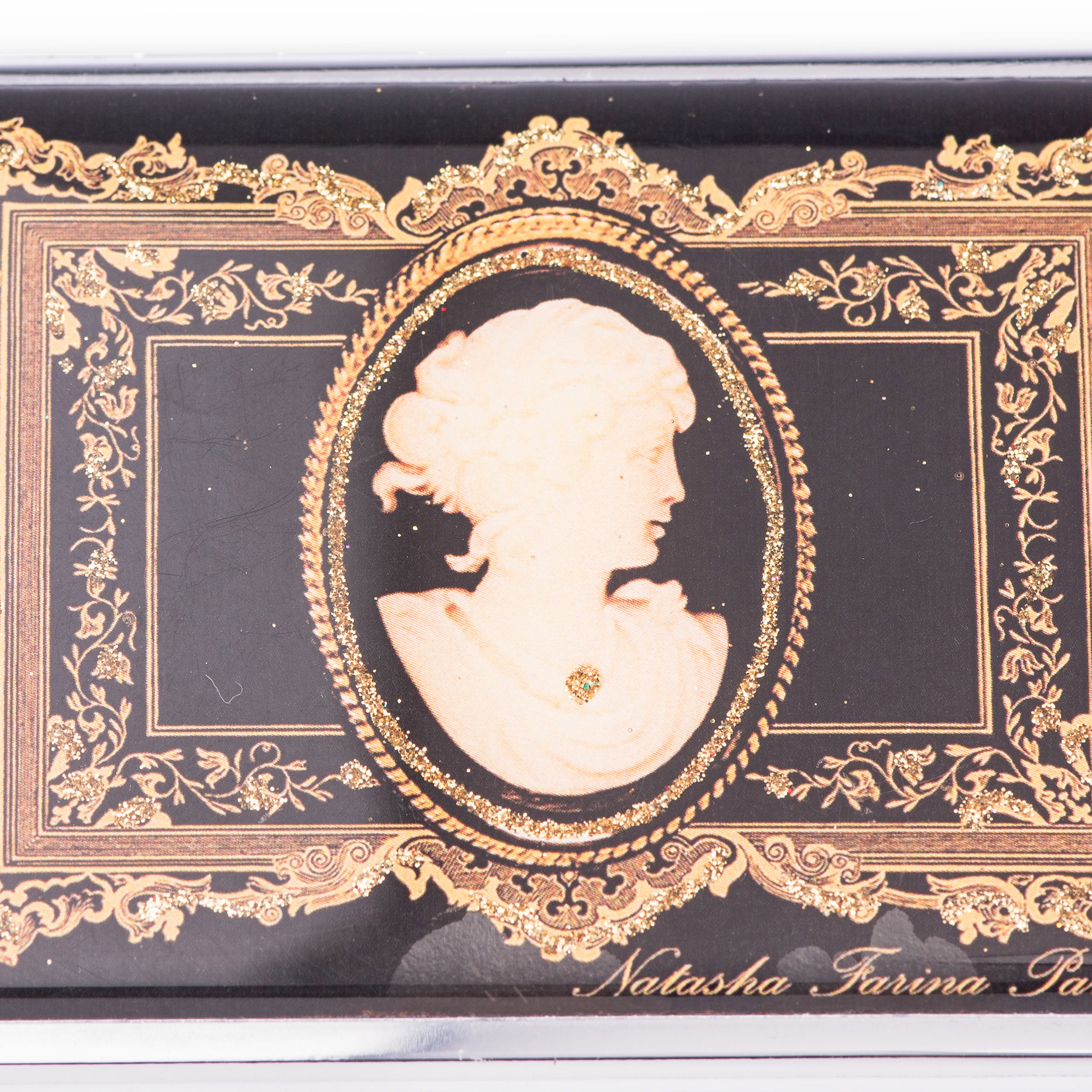 Natasha Farina Paris. Cigarette Case with Cameo Design. Small Size