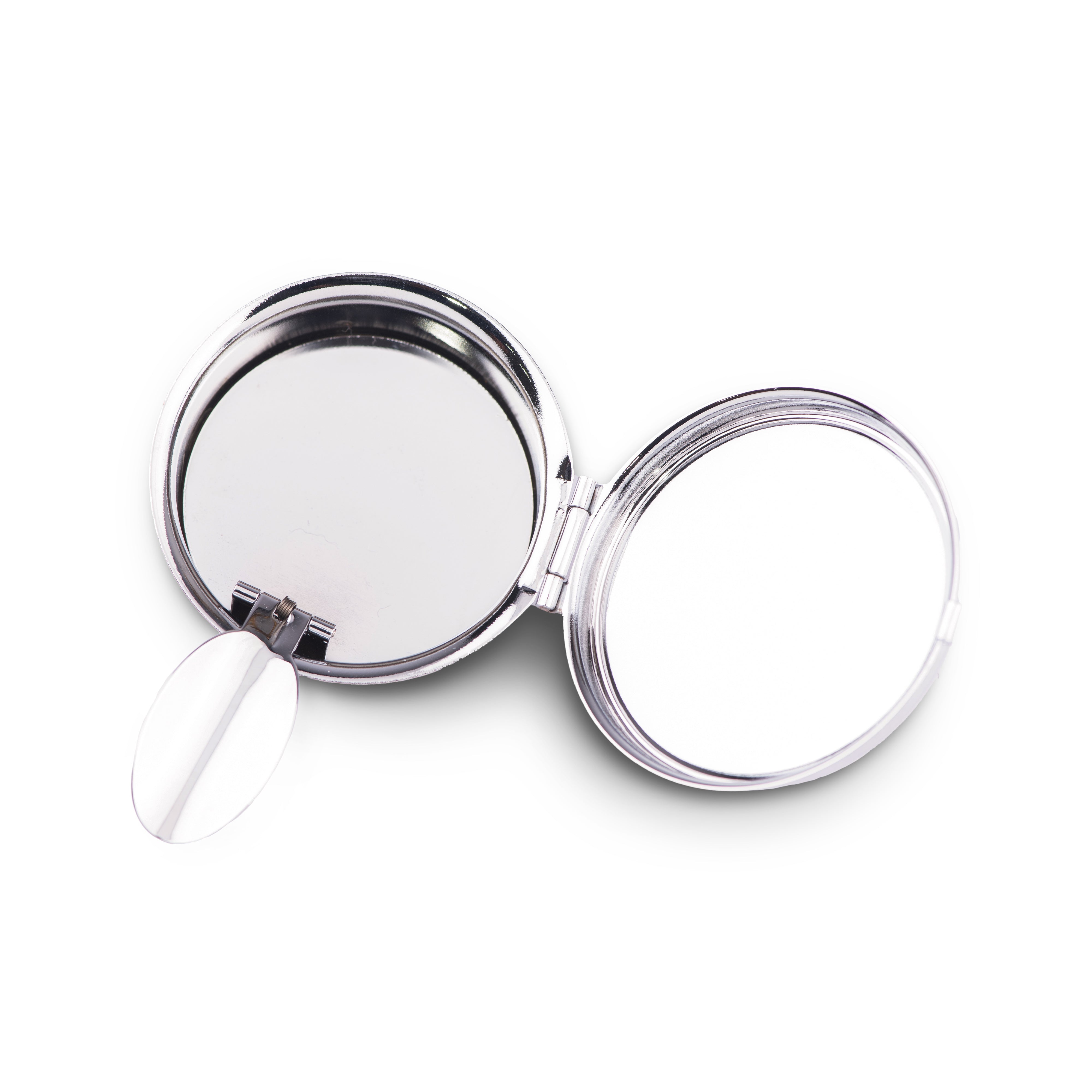 Natasha Farina Paris. Purse Ashtray in Promenade Design