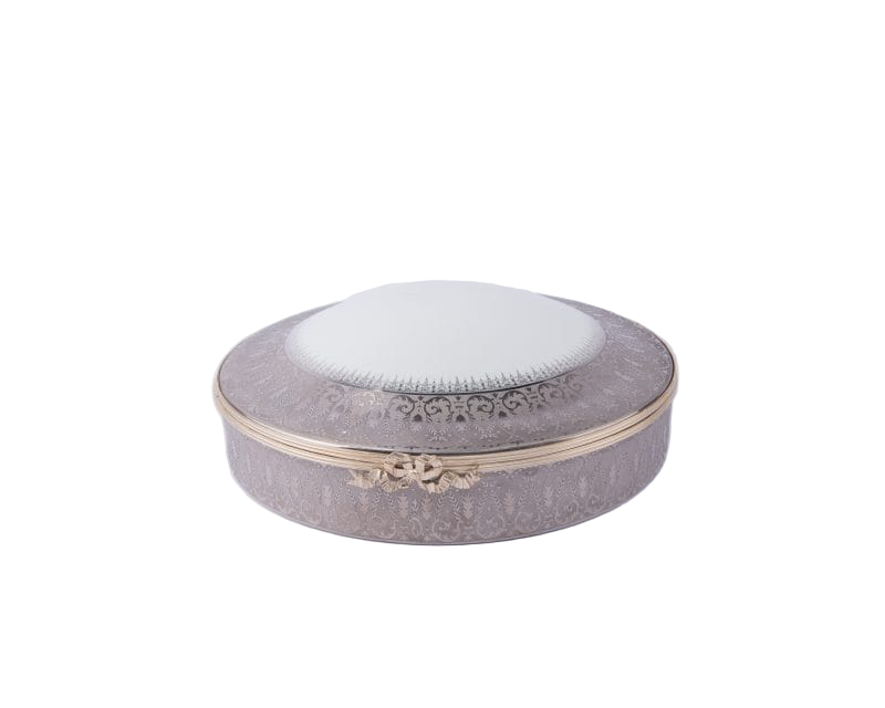 Porcelaine Carpenet. Porcelain Box Platinum Inlay. Large size