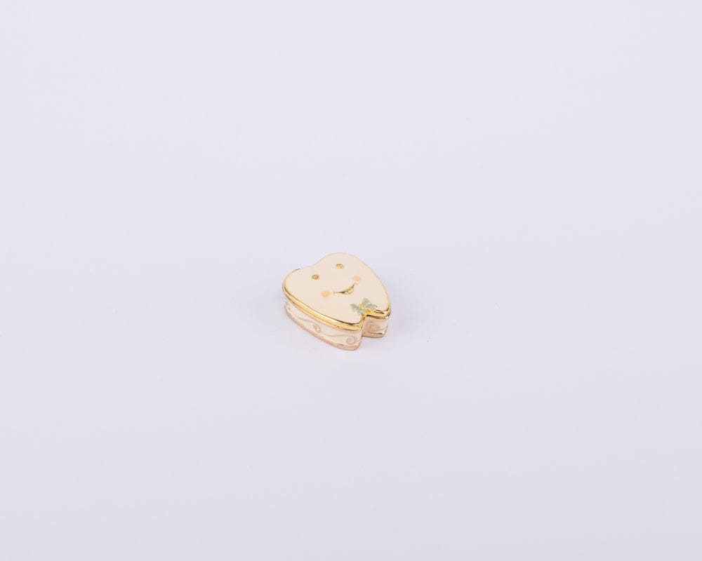 Welforth. My First Tooth Souvenir Box Available in Two Colours for Boys and Girls.