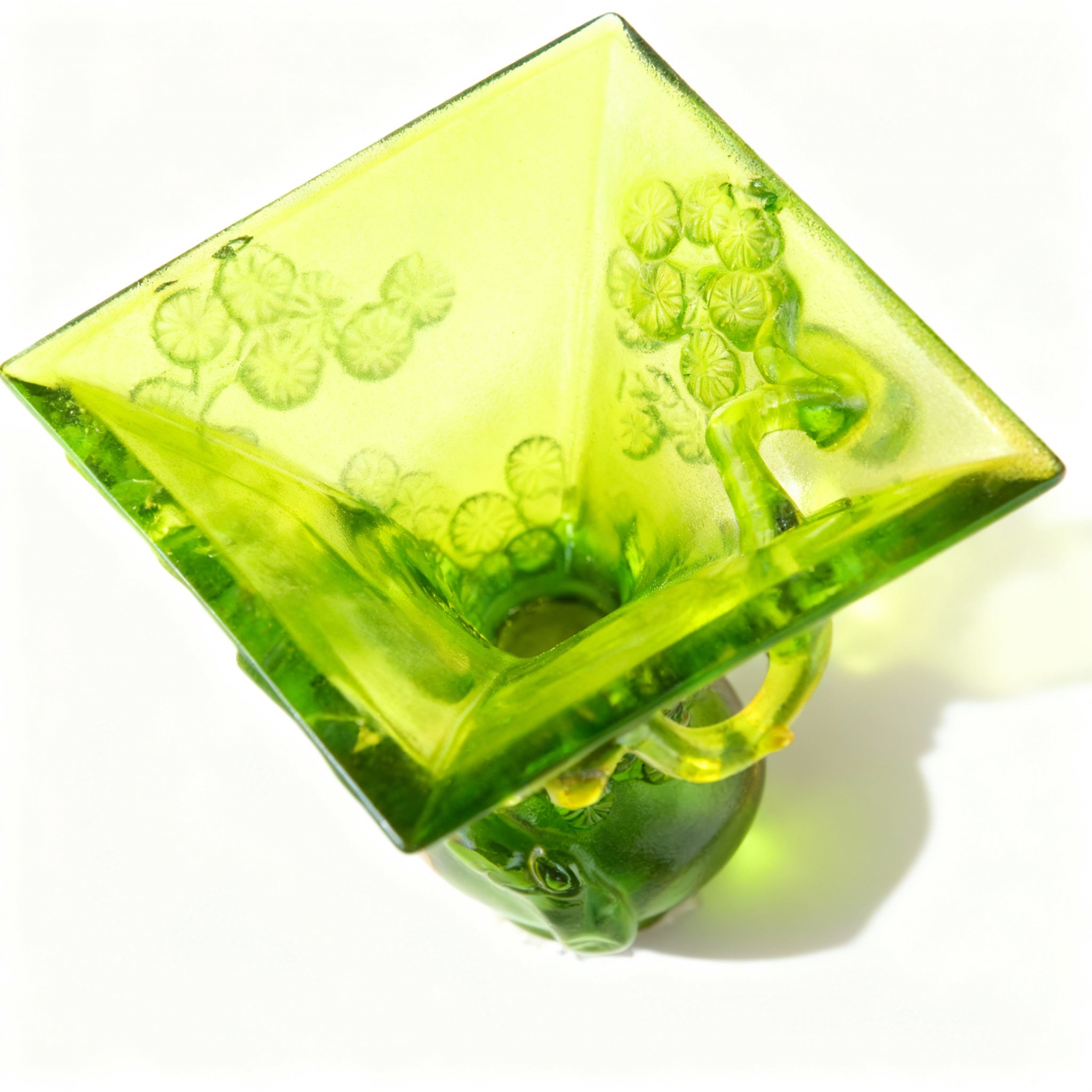 Liuligongfang Glass. Green Crystal Figurine. Small Size