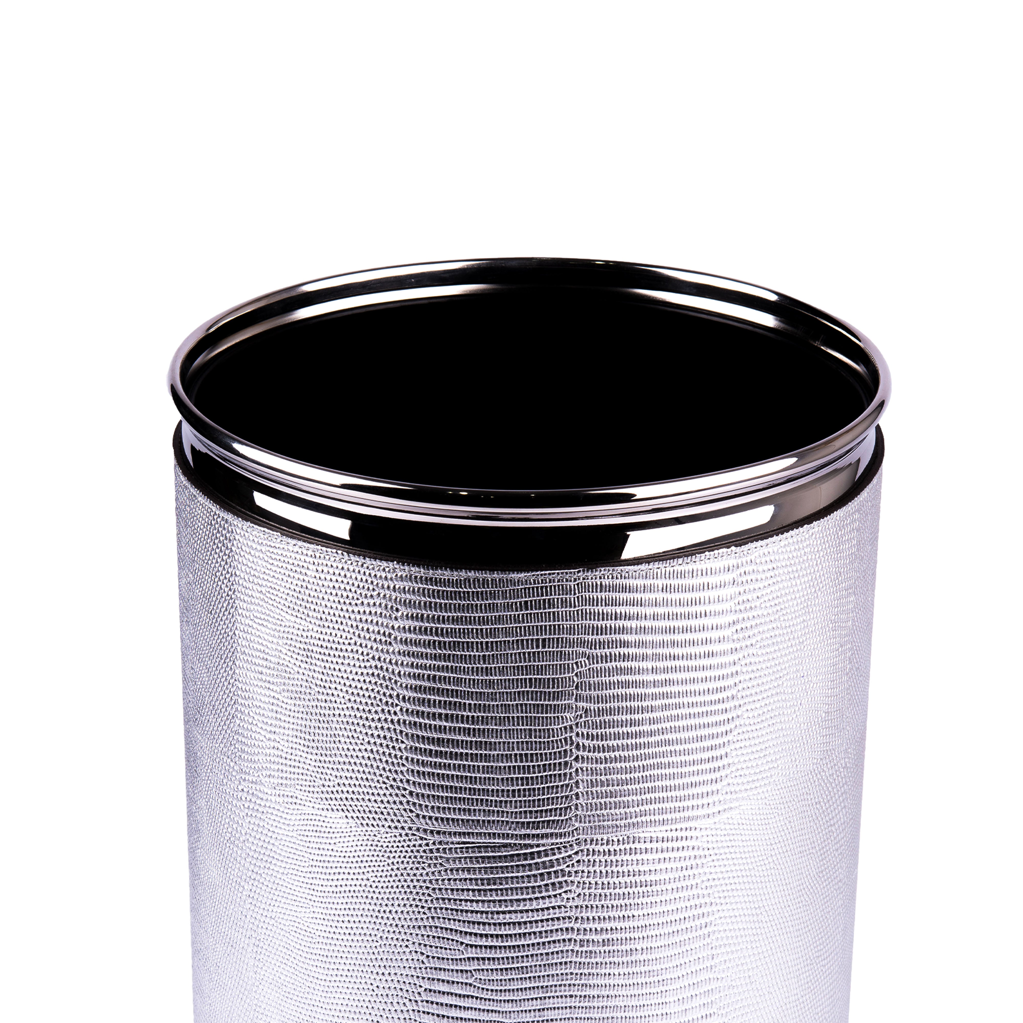 Pinetti. A Set of Grained Silver Leather Waste Basket & Rectangular Tissue Box