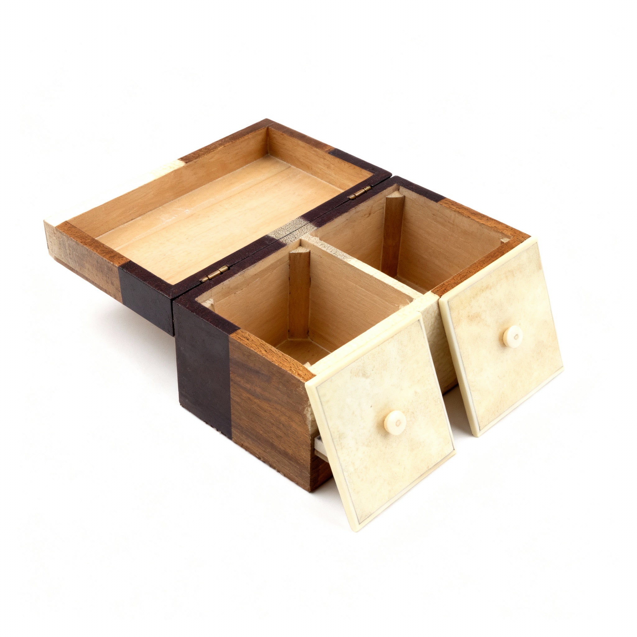 Idée Art Exclusive. Wooden Box with Leather Cover. Small Size