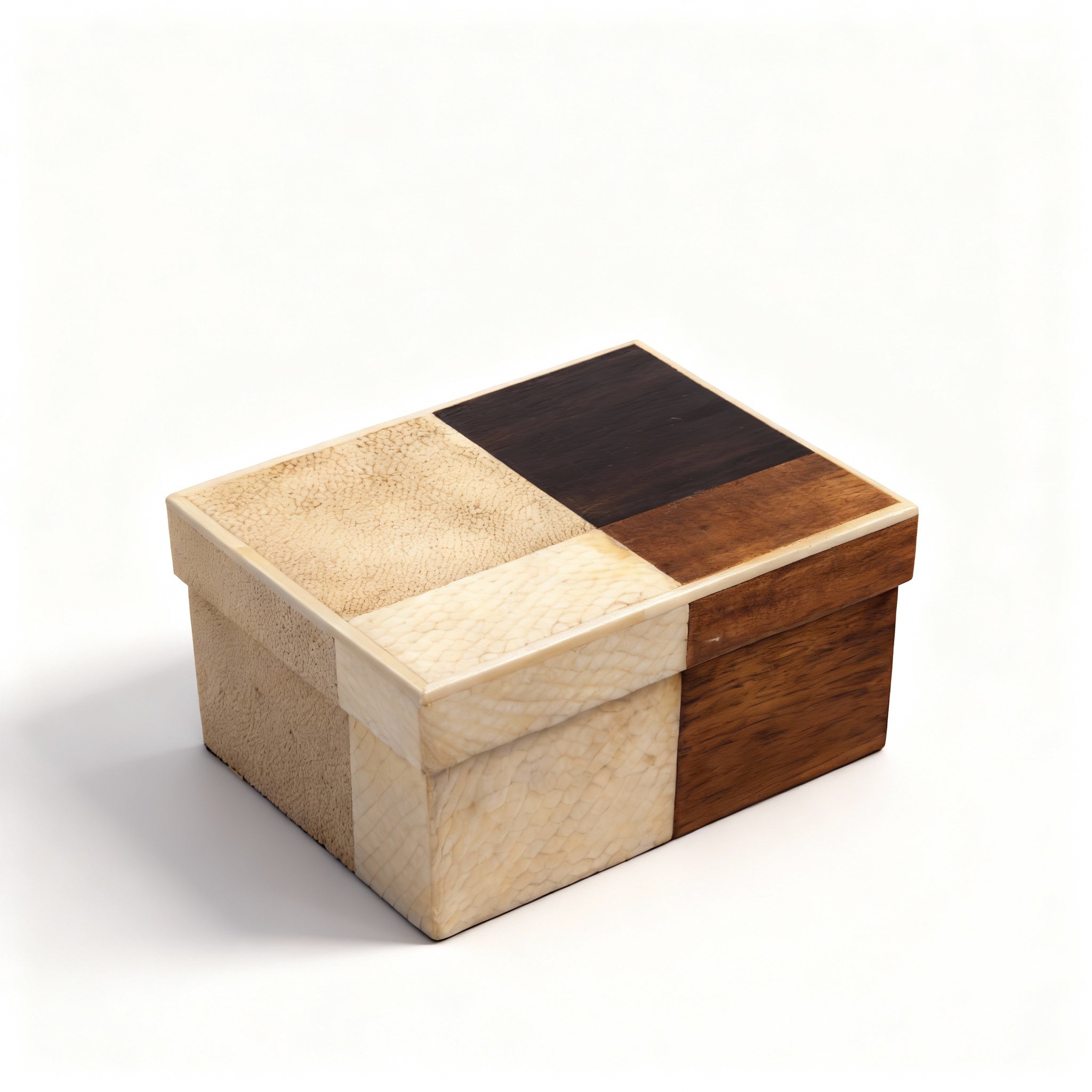 Idée Art Exclusive. Wooden Box with Leather Cover. Small Size