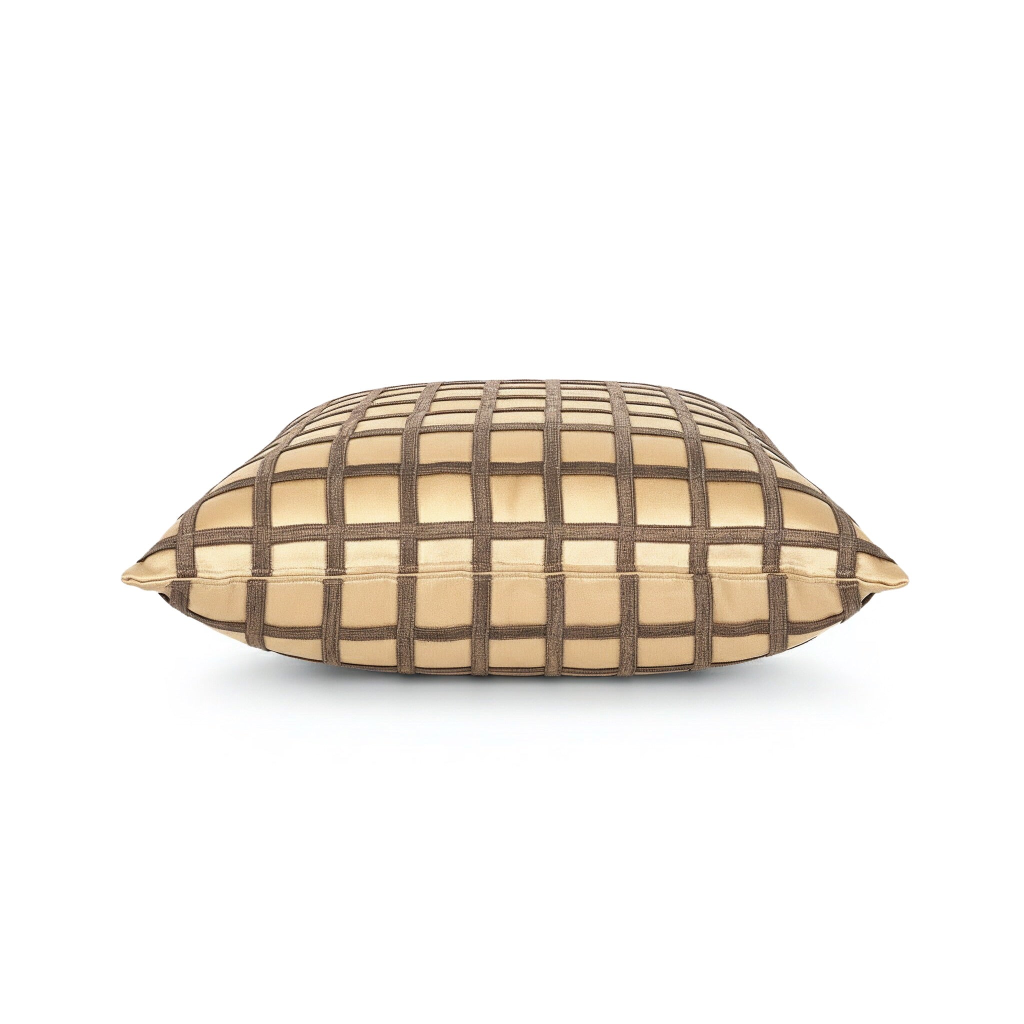 Idée Art Exclusive. Handmade Checkered Pattern Cushion. Medium Size