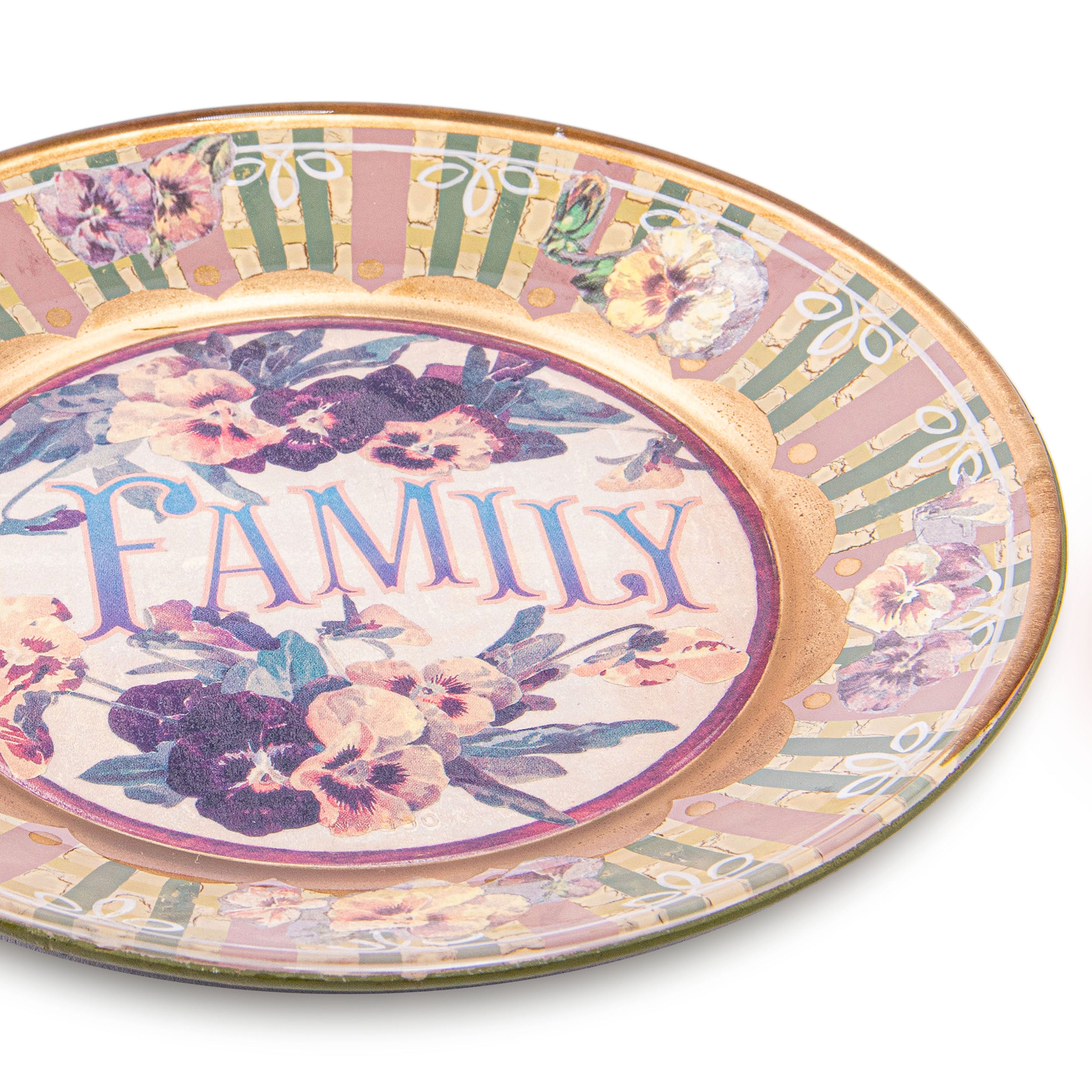 Idée Art Exclusive. Glass Decorative Plate with the word "Family". Small Size
