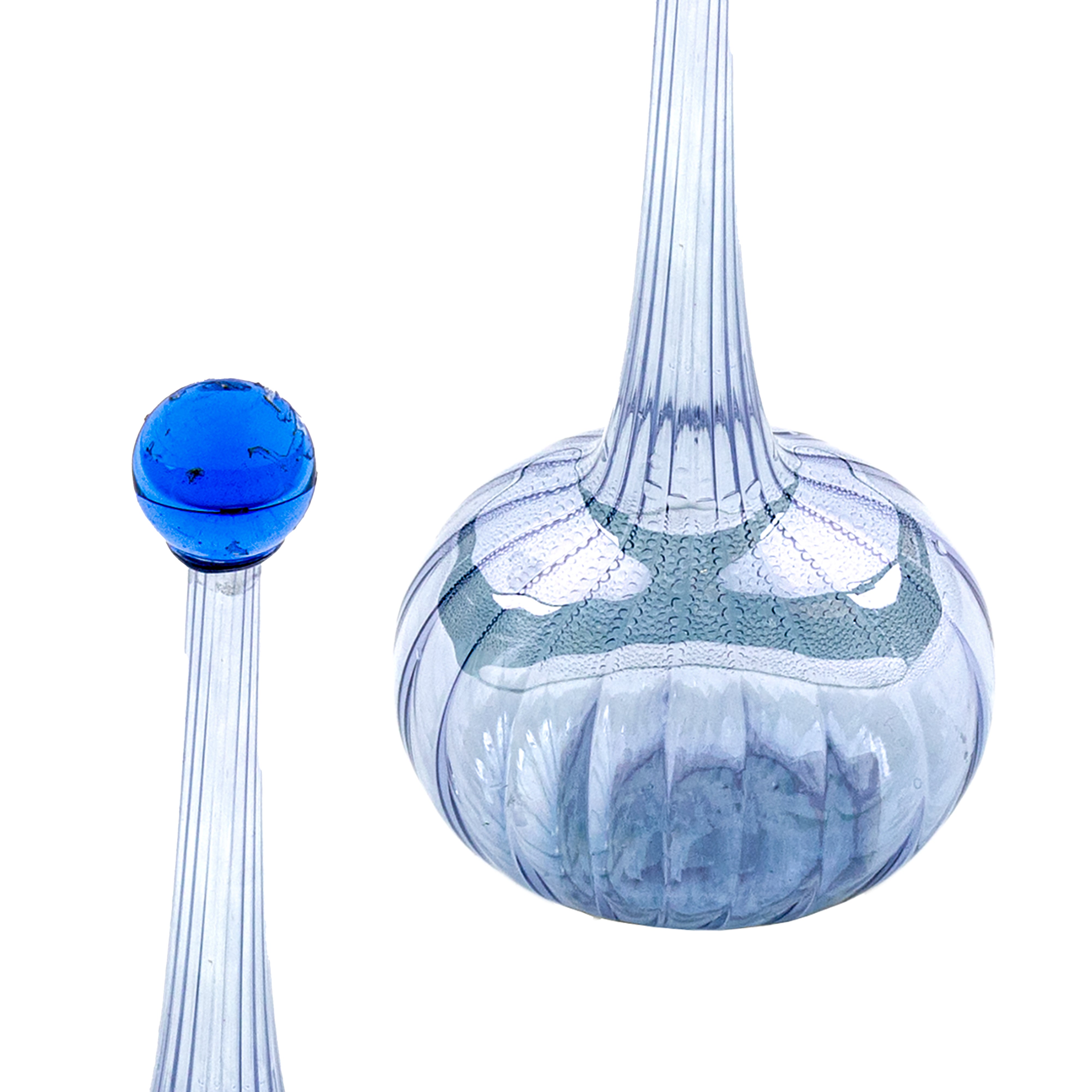 Idée Art Exclusive. Blue Glass Perfume Bottle. 120 ML