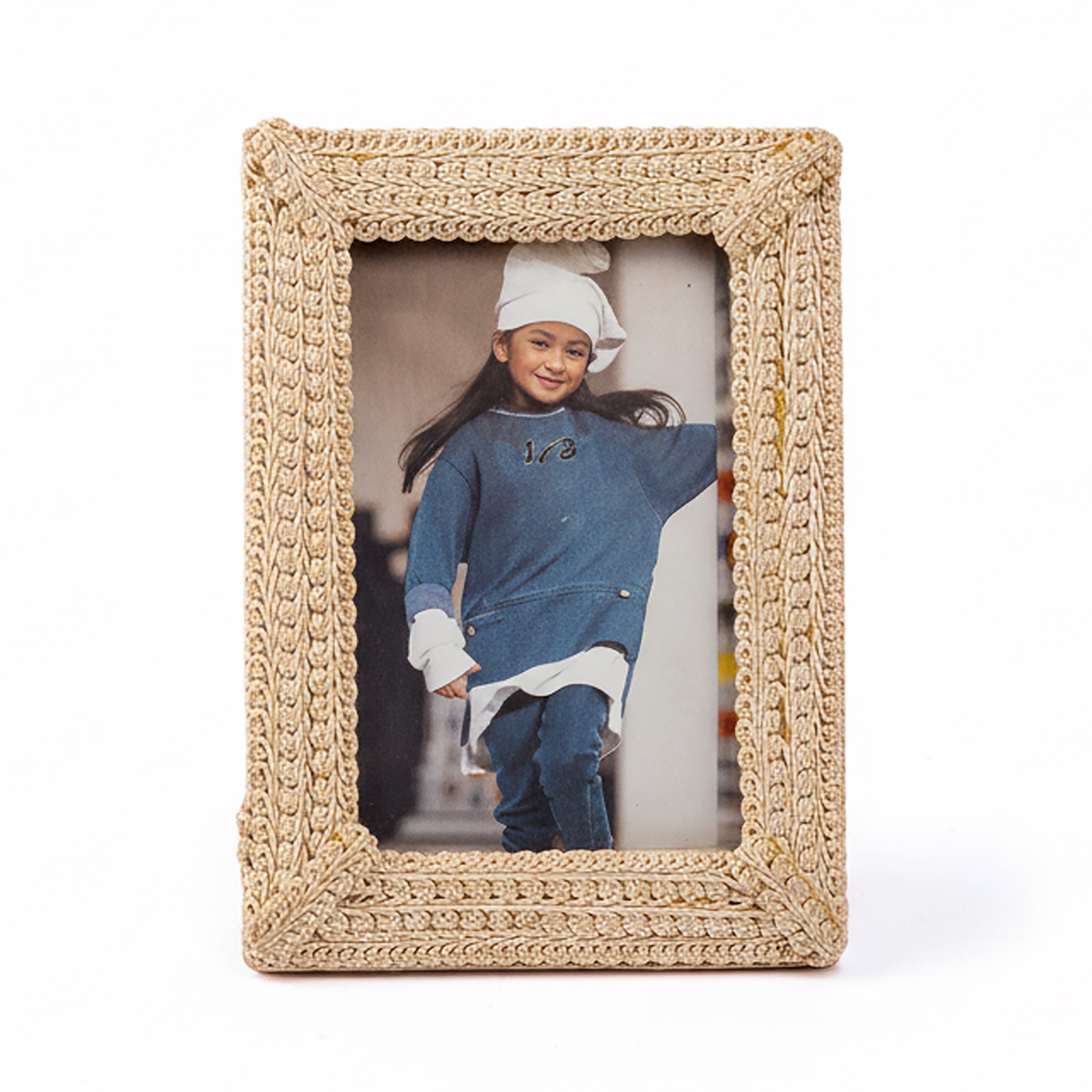 Idée Art Exclusive. Crochet Picture Frame. Medium Size
