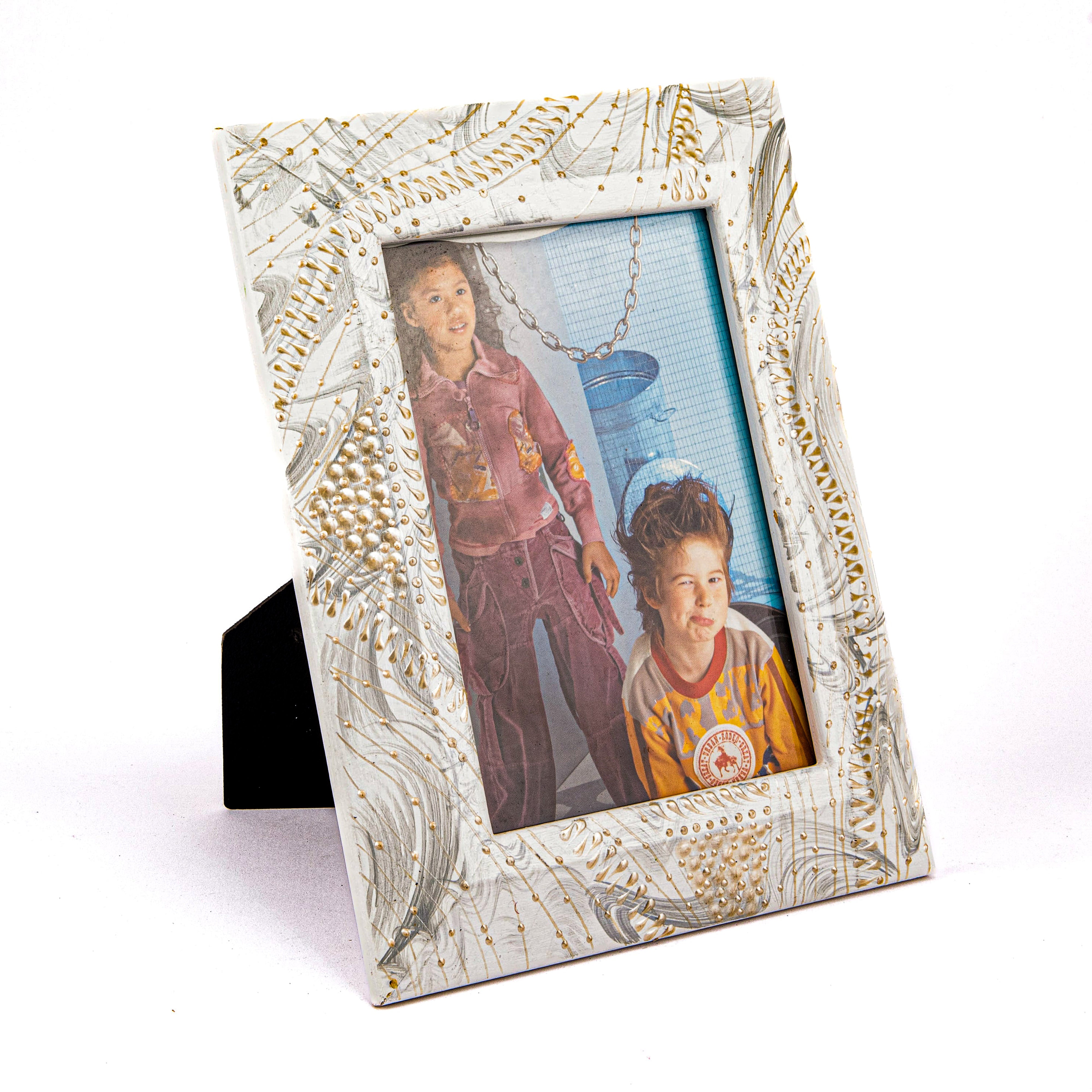 Idée Art Exclusive. White and Grey Wooden Picture Frame. Medium Size