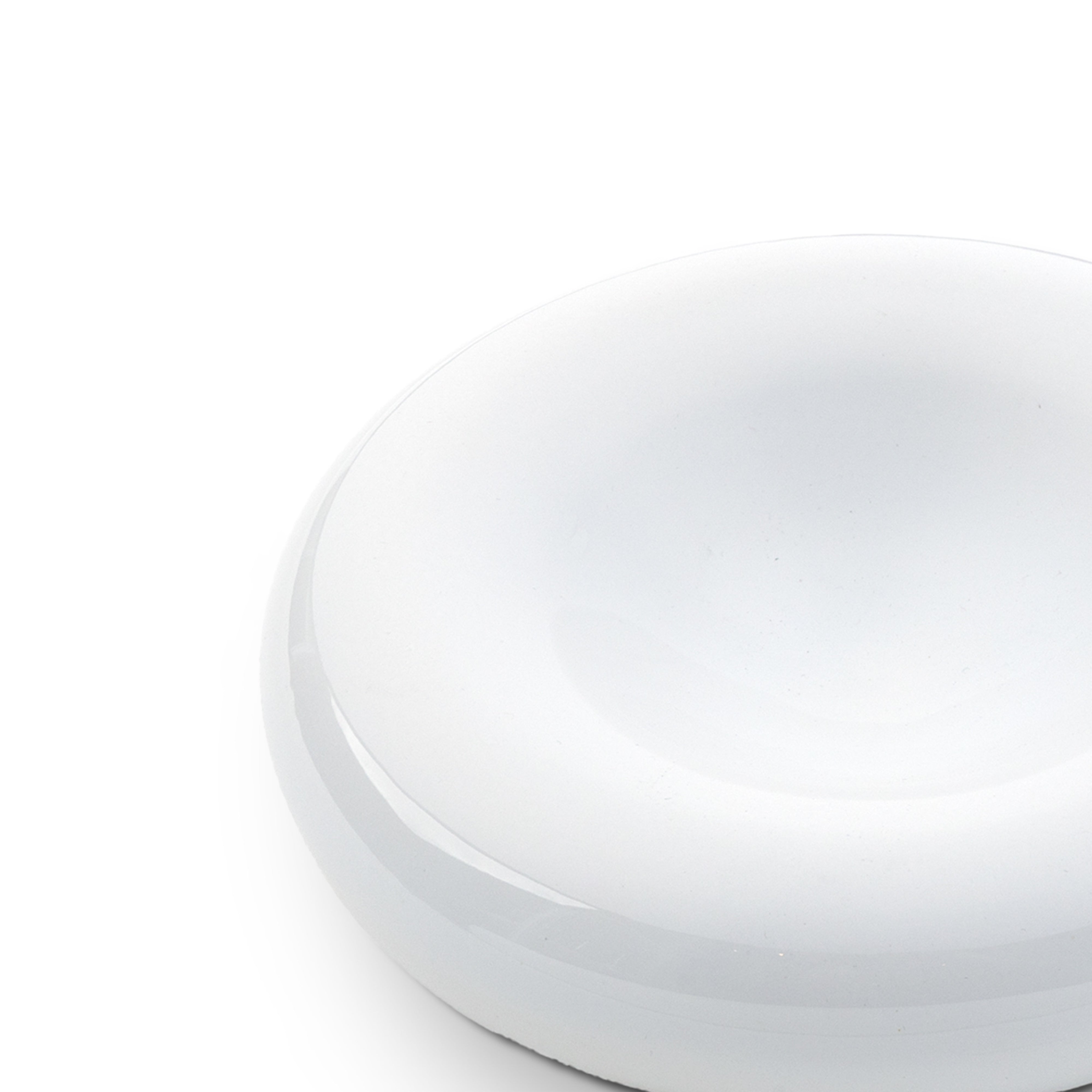 Idée Art Exclusive. White Porcelain Ashtray. Medium Size