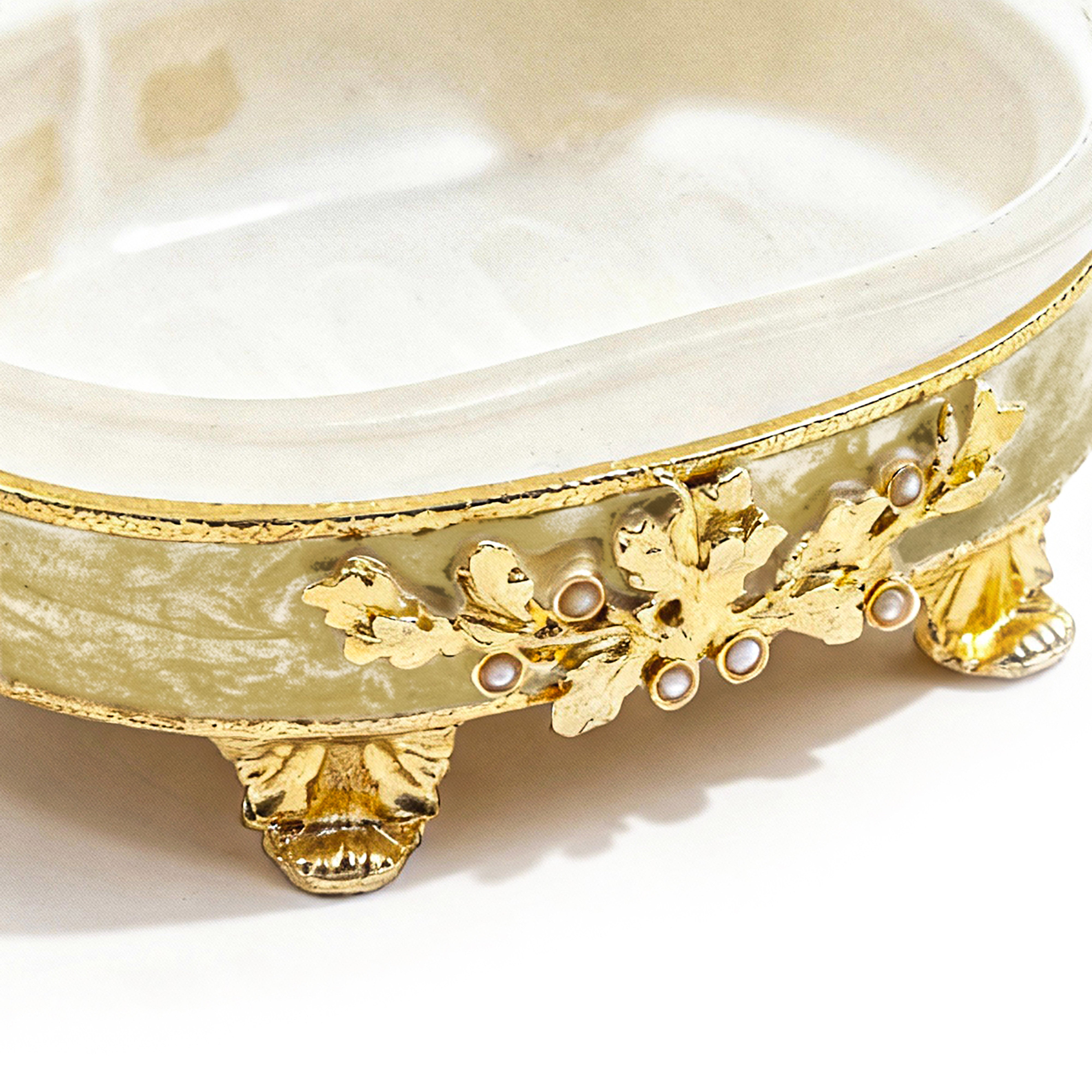 Mike + Ally. Soap Dish. Available in Small Size and in Three Colours (Beige, Amber and Olive), featuring a frosted crystal top and a base crafted from high-end metal and enamel.