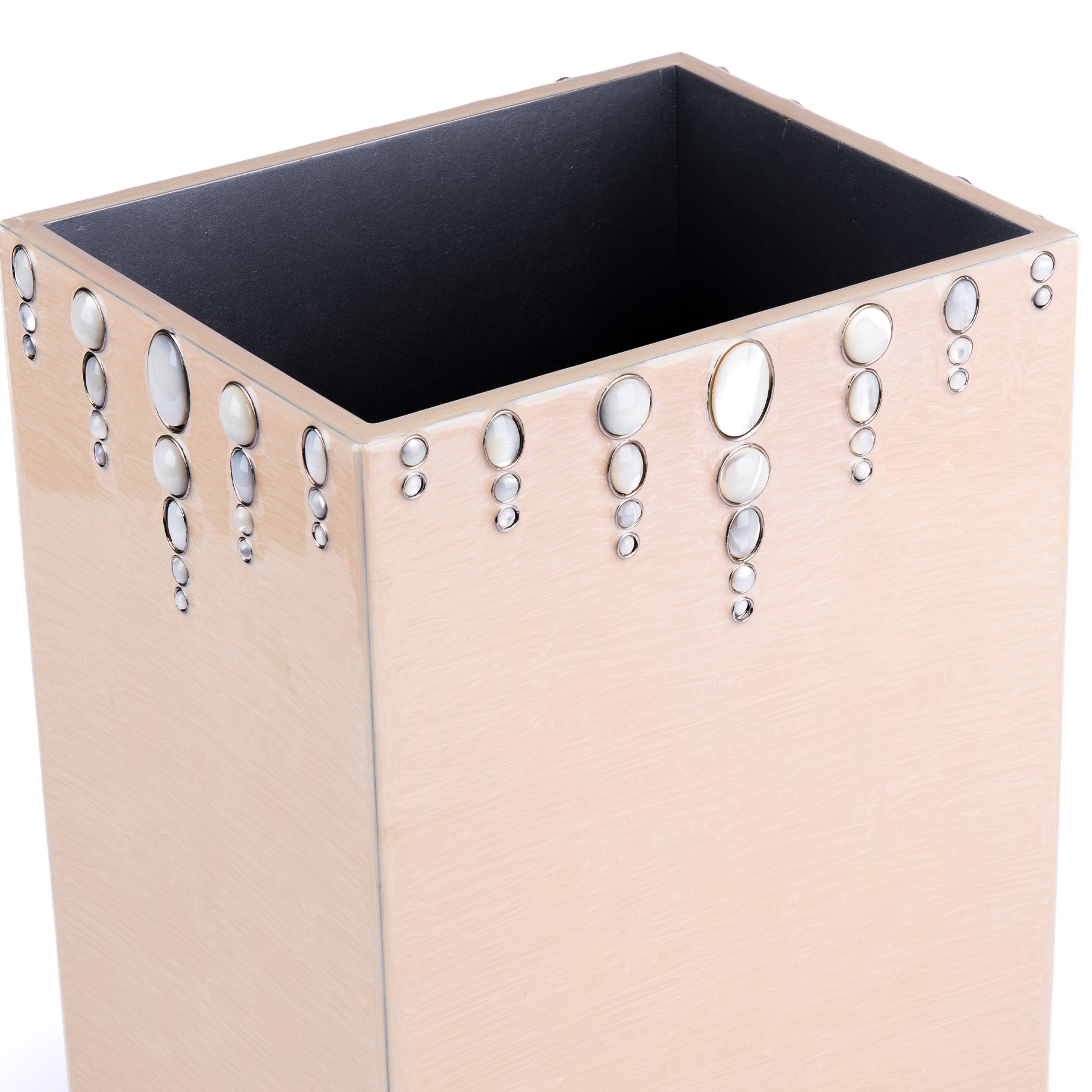 Mike + Ally. A Set of Wastebasket & Tissue Box with Stones