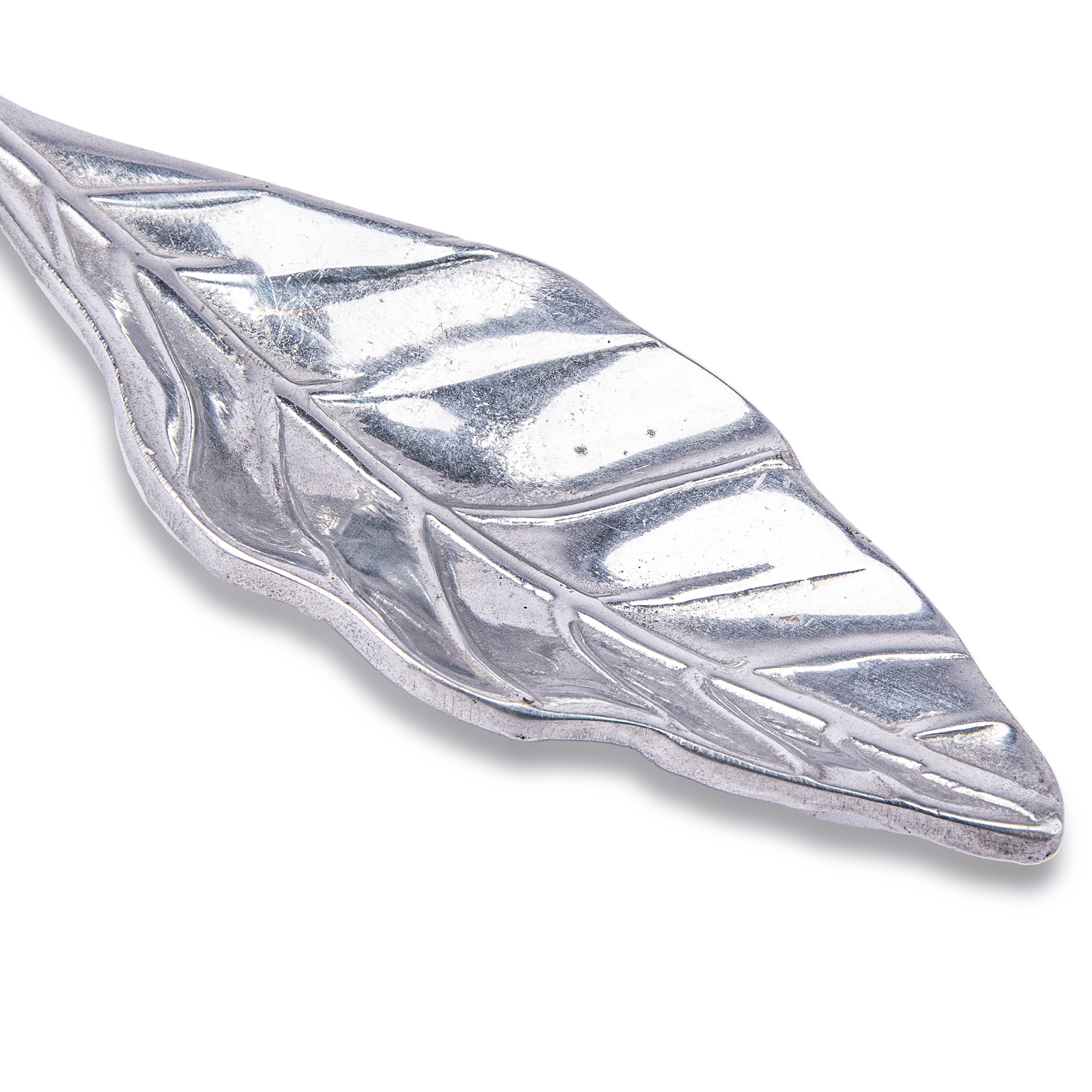 Zodax. Ceramic Platter in a Leaf Shape. Small Size