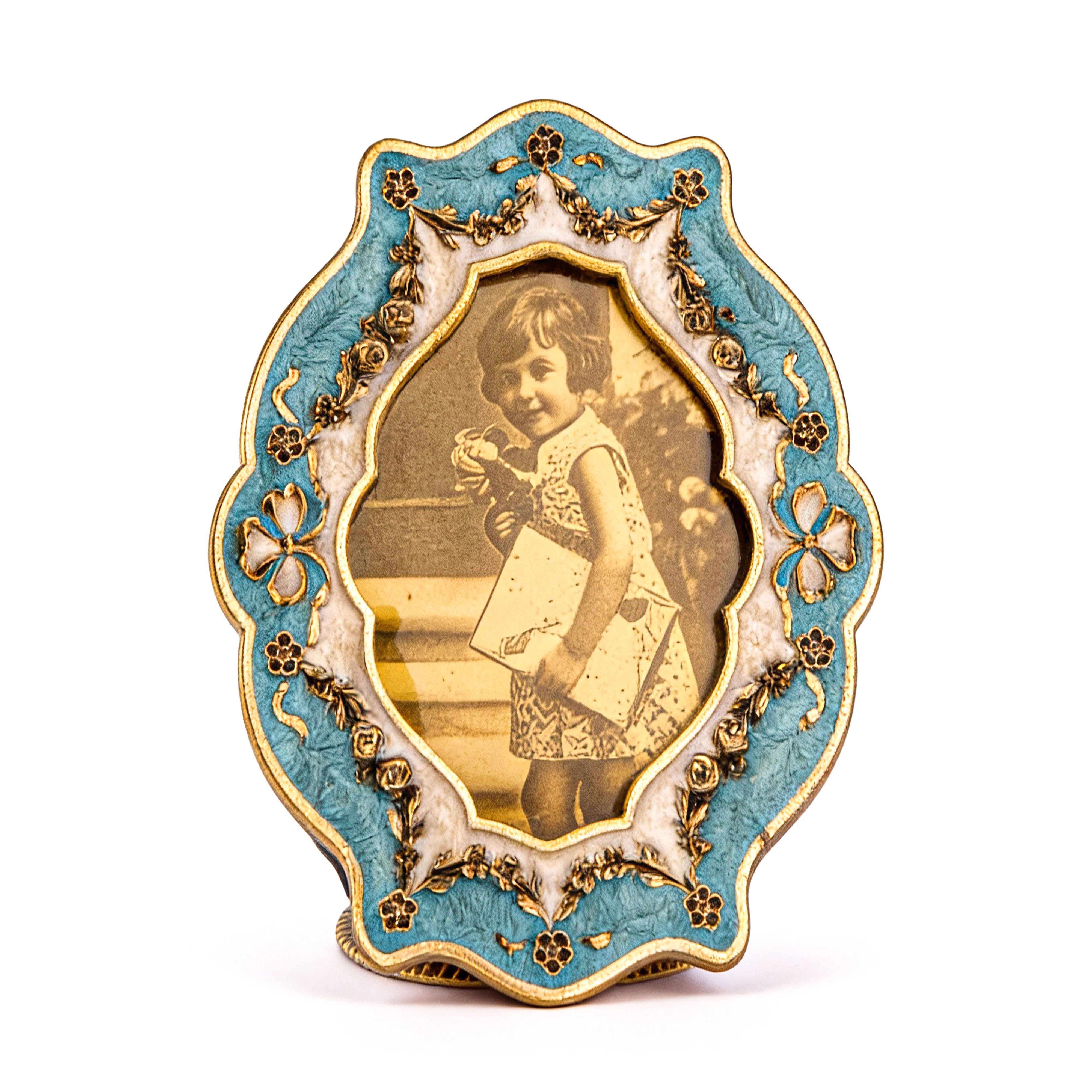 La Vie Parisienne. Blue Picture Frame. Small Size