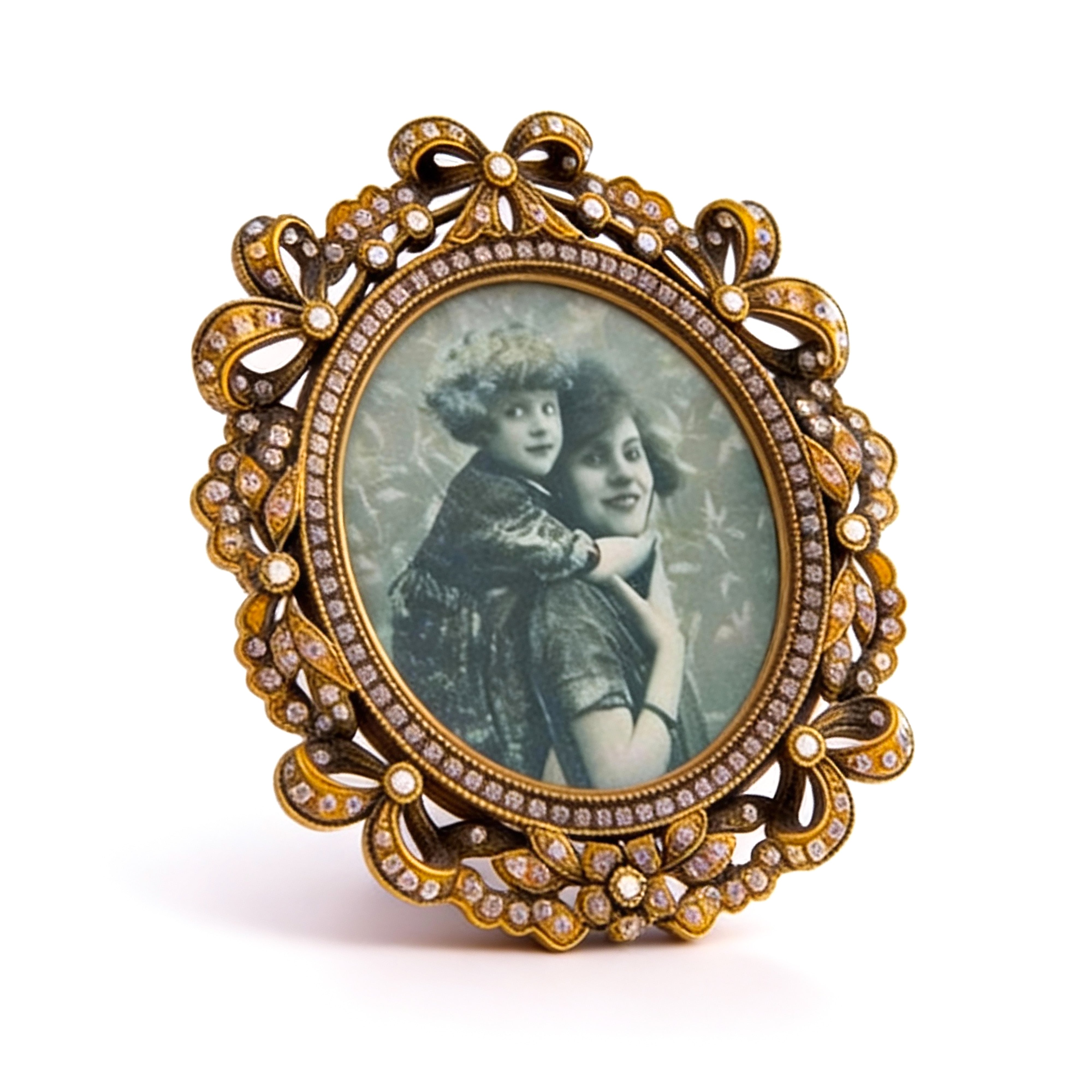 Edgar Berebi. Lux Round Gilded Picture Frame