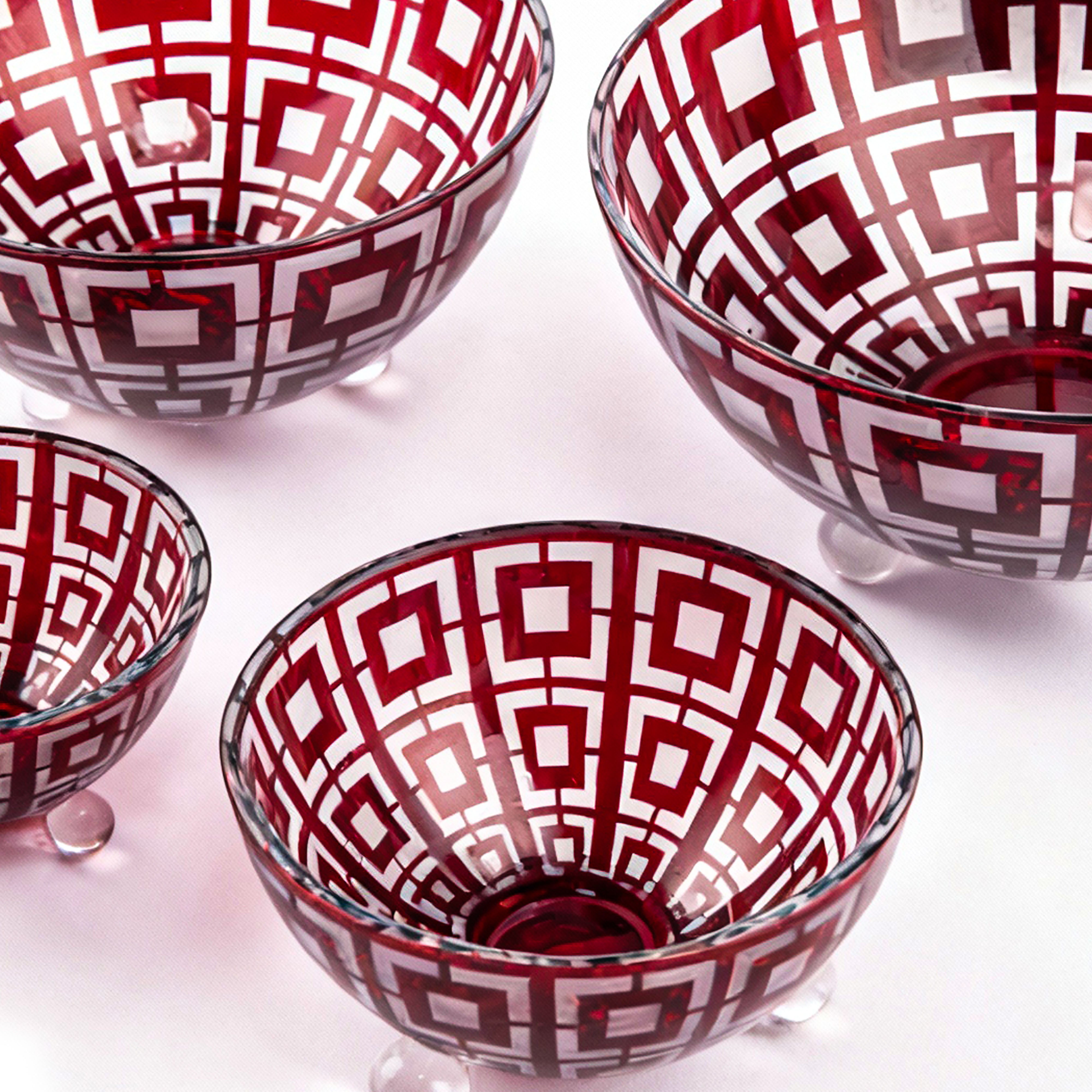 Artel. A Set of 4 Crystal Bowls