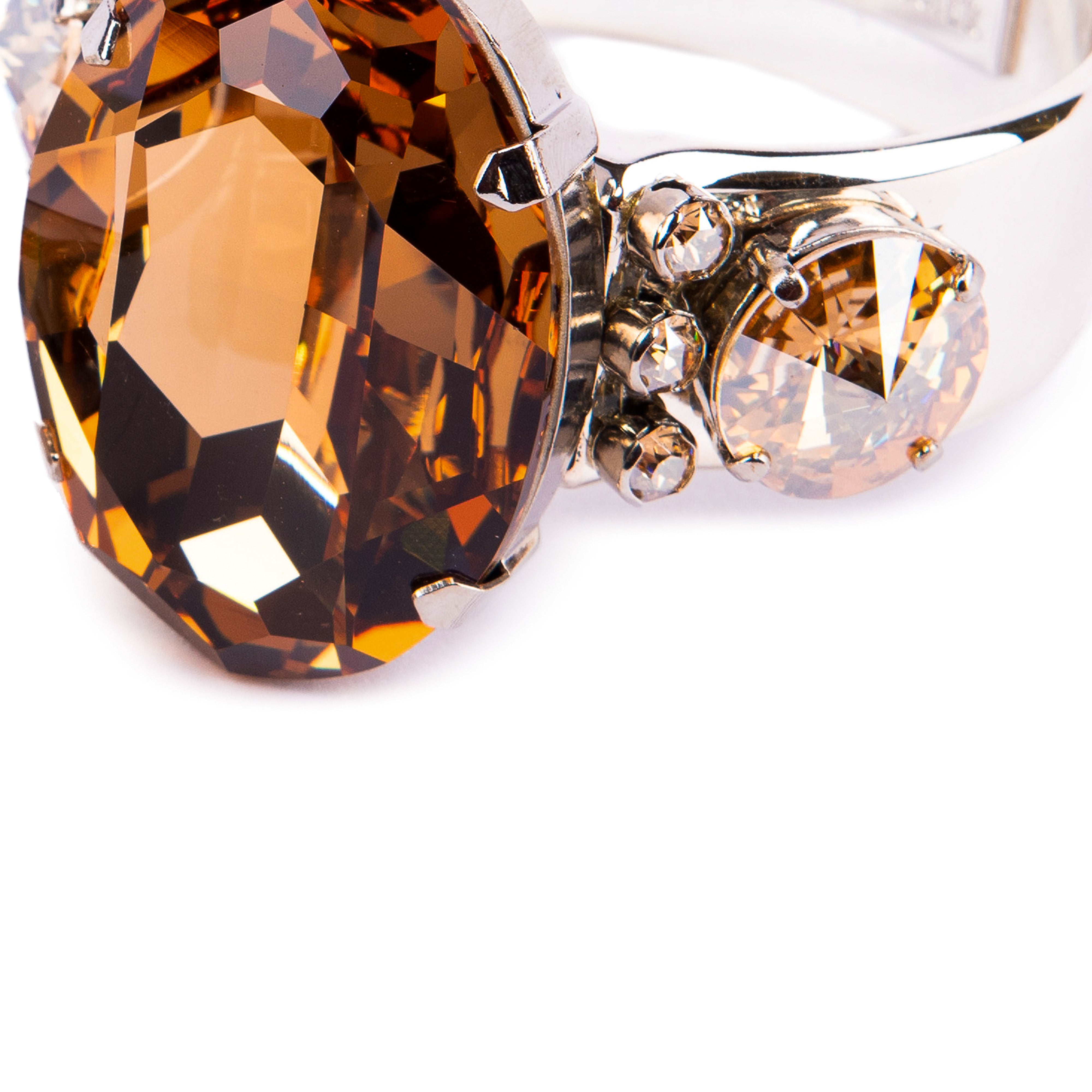 Thorson Hosier. Oval Cut Montana Napkin Rings. Set of 2. Studded With Golden Swarovski