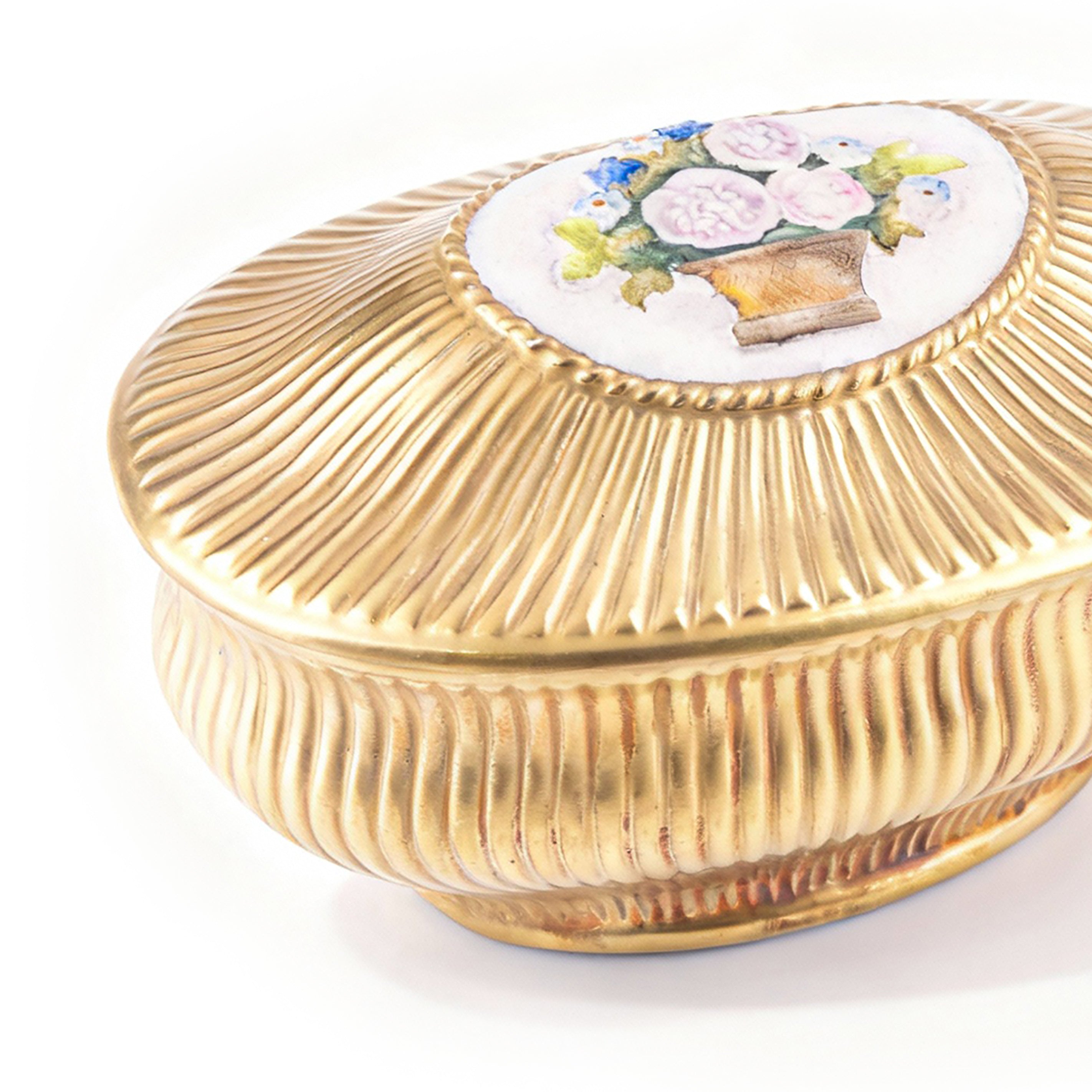 Villari. Caravaggio Hand Painted Porcelain Souvenir Box