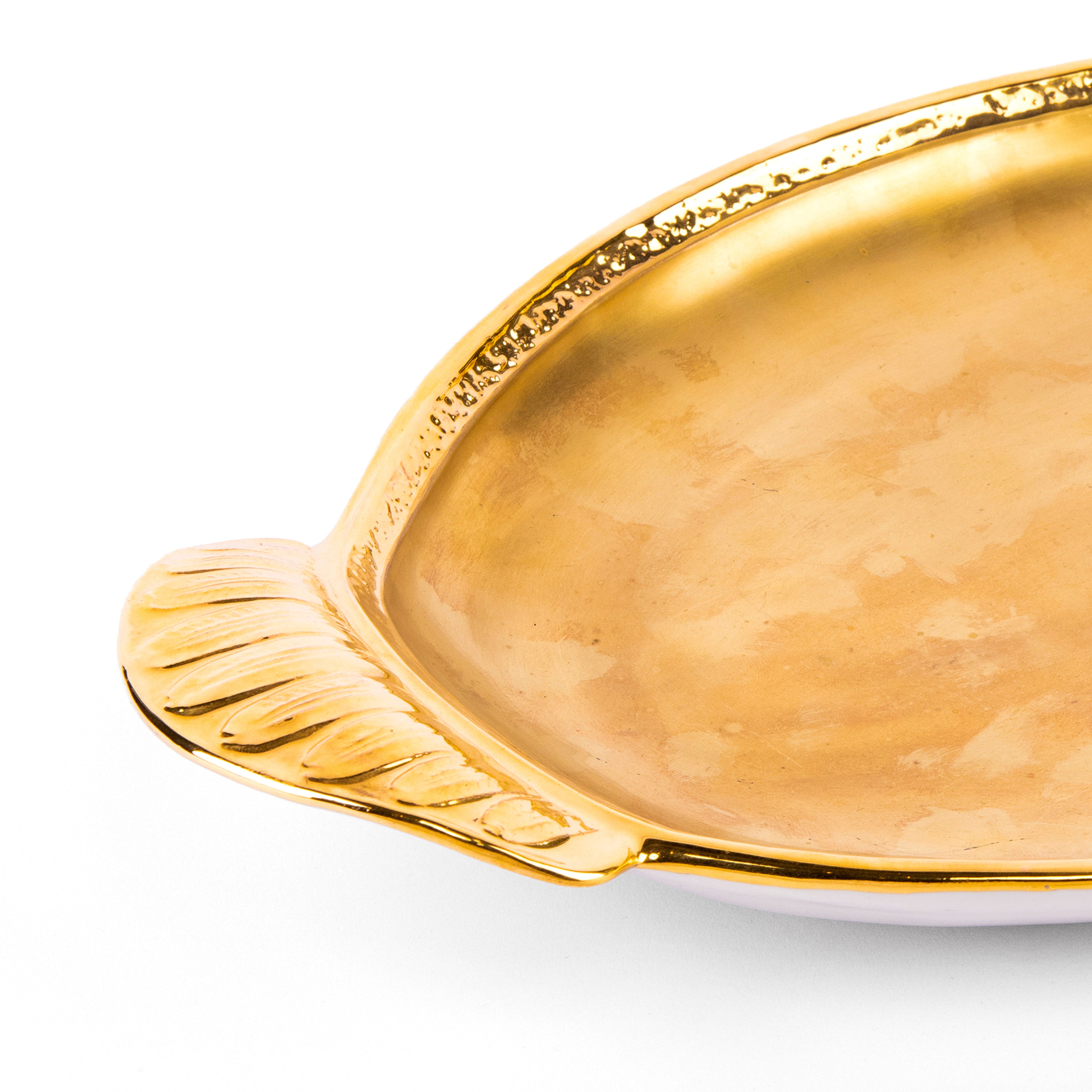Villari. Oval Golden Tray with Feathers Design Handles. Large Size