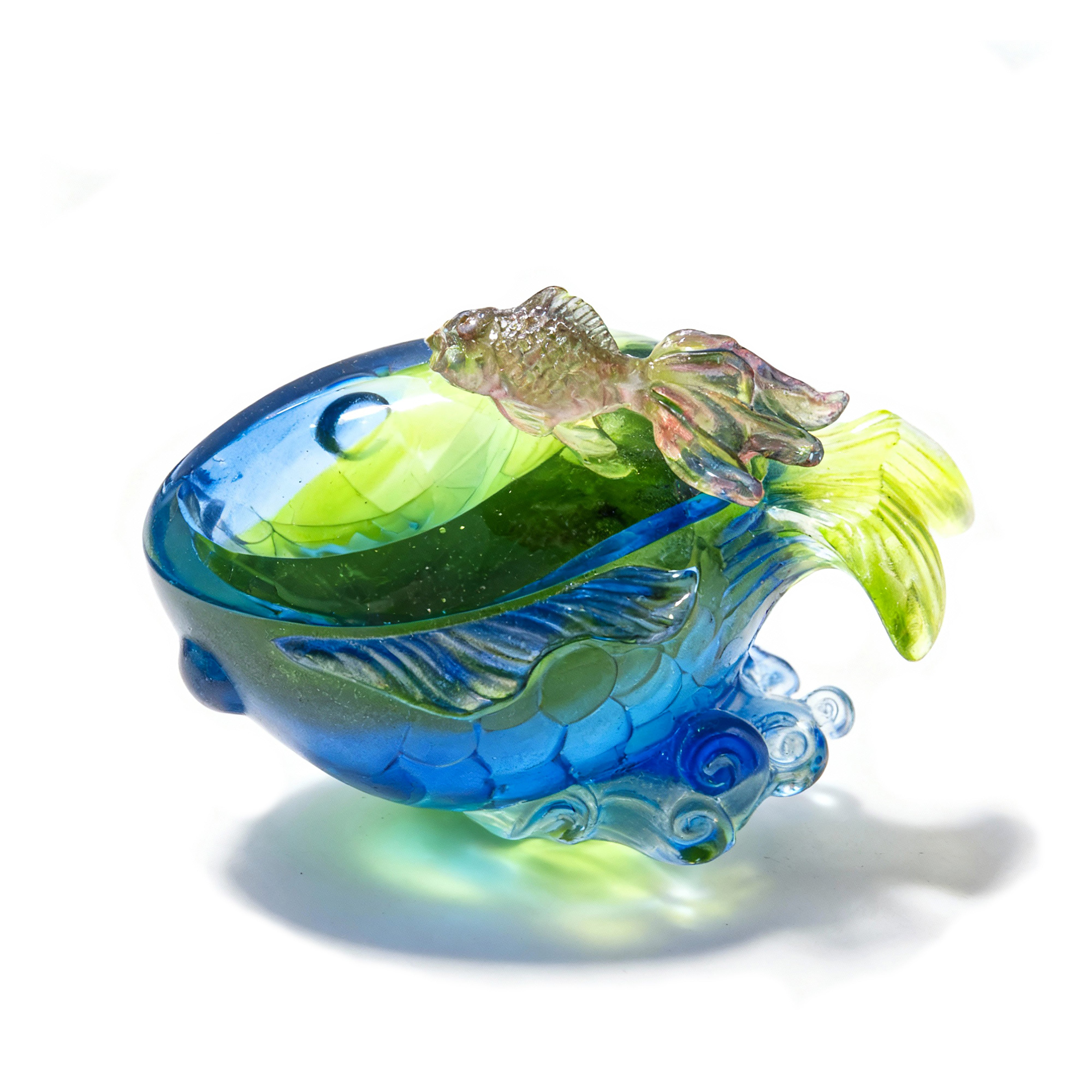 Liuligongfang Glass. Crystal Figurine Designed with a Fish. Small Size