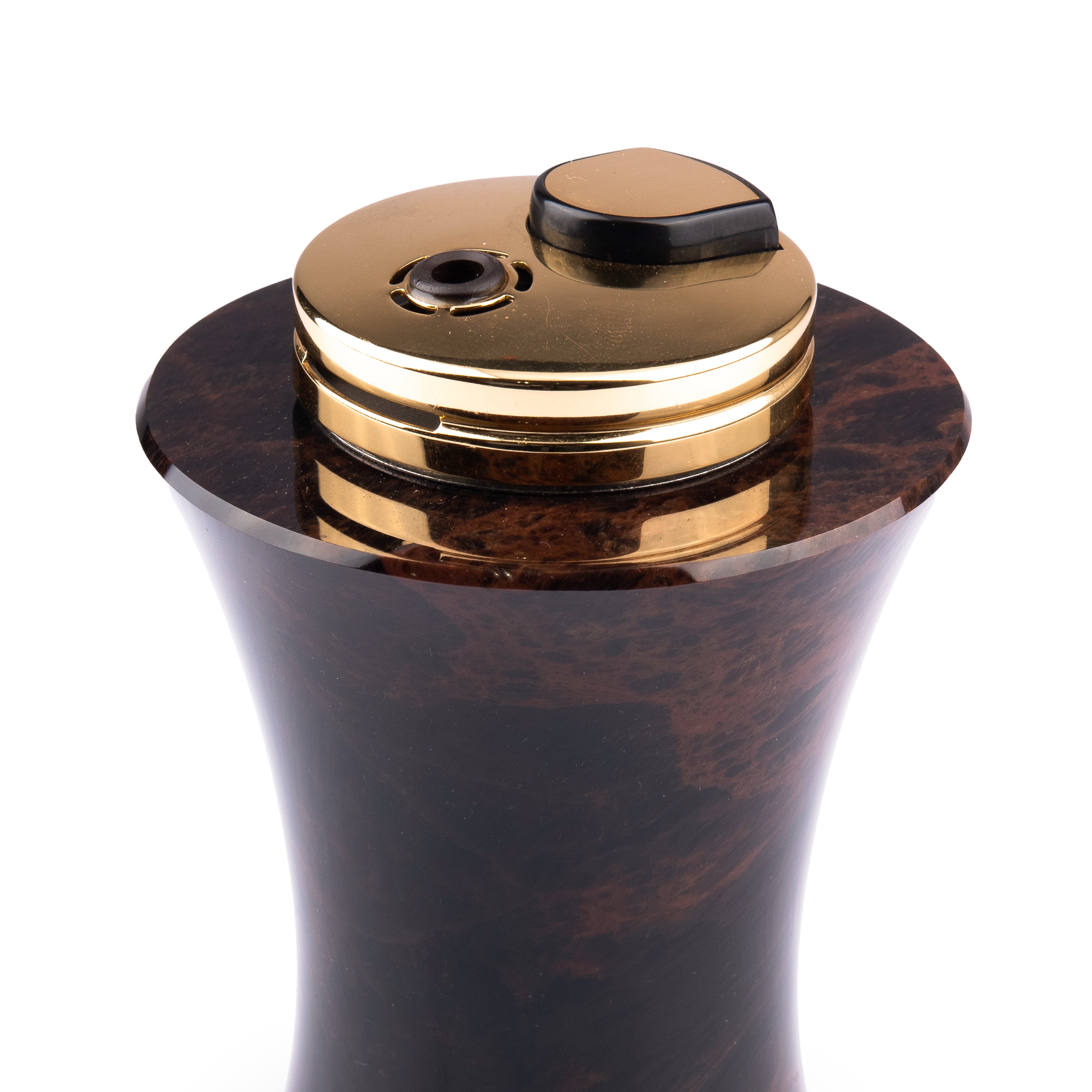 Cub-Ar. Cylindrical Shape Table Lighter